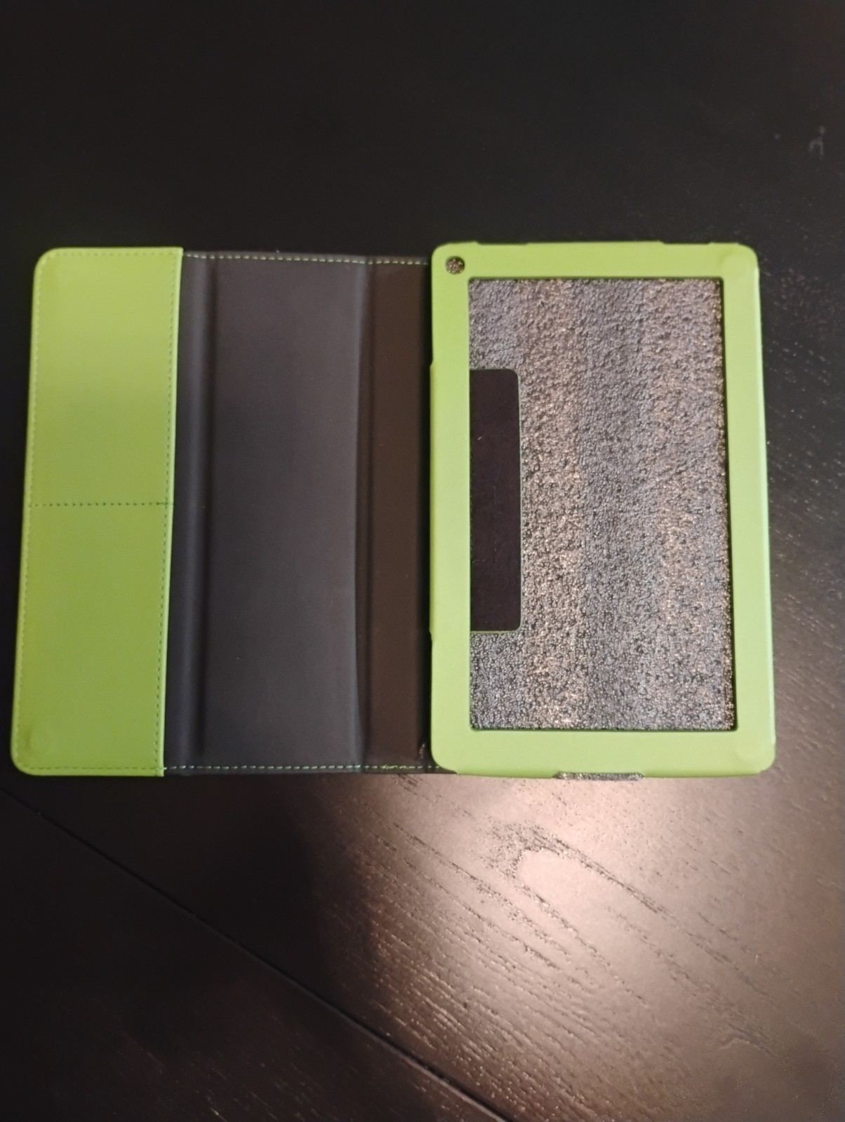 Splash Safari Folio Case for Kindle Fire Synthetic Leather Green Stand