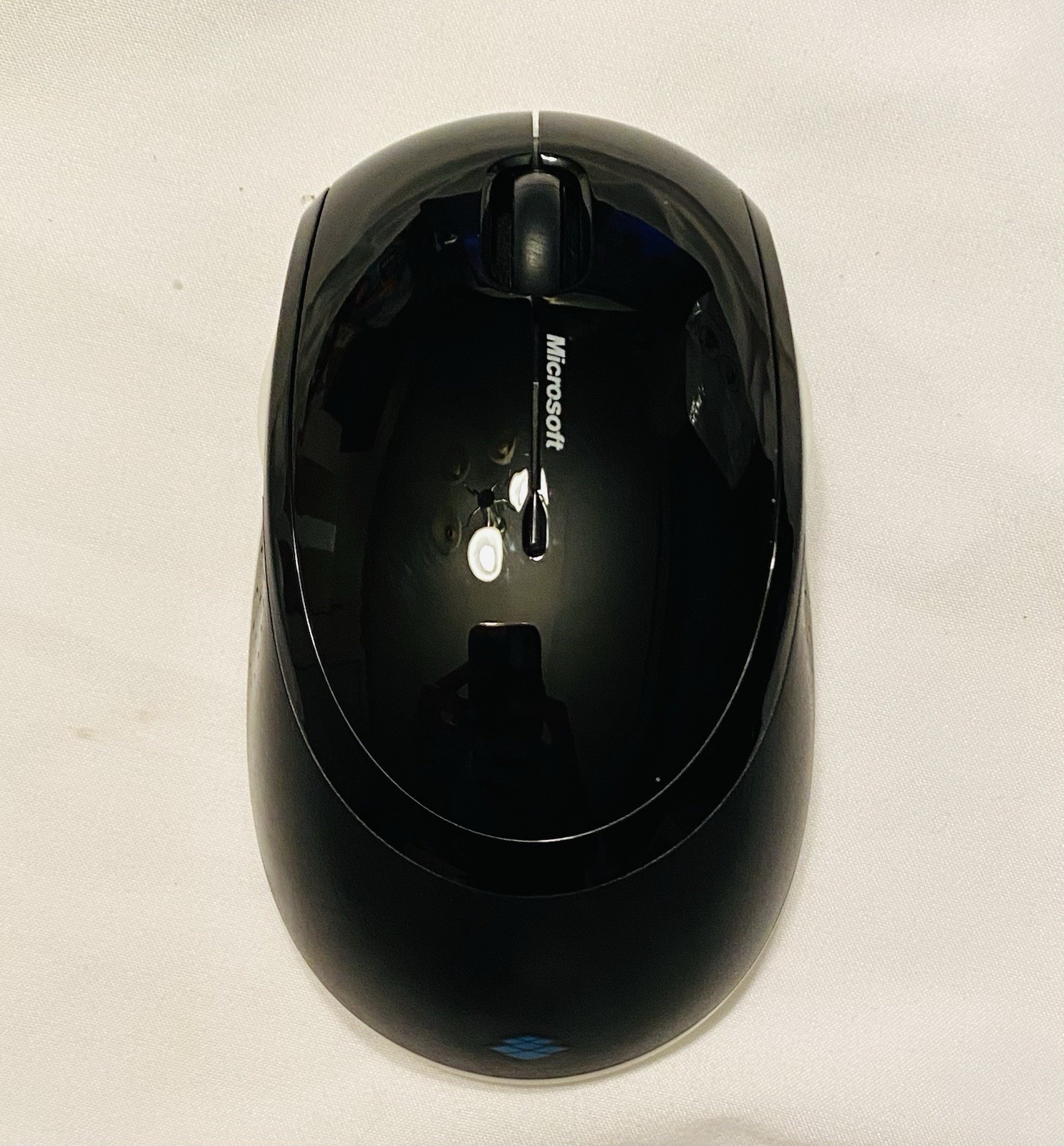 Microsoft Wireless Mouse 5000 Model 1387 Black/Blue Track ,Mouse Only Tested