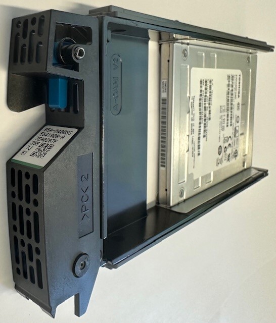 5541908-A – Hitachi Data Systems 400GB SSD SAS 2.5″ HDD for DKC-F710i-SBX, 12…