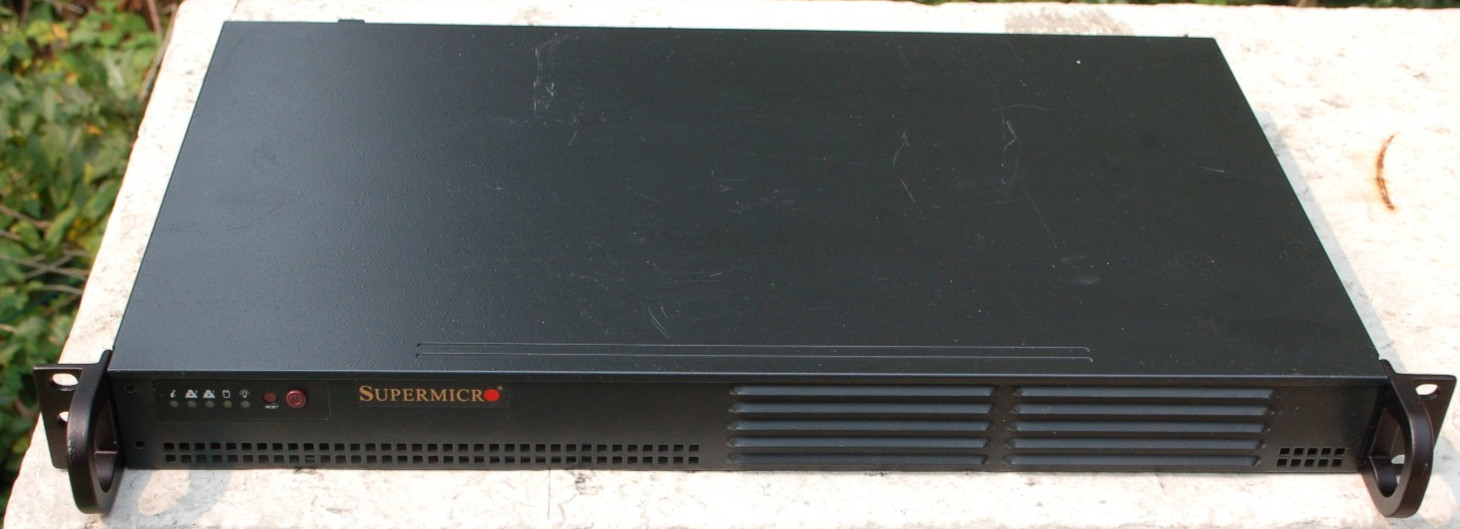 SuperMicro Rack Server 502-2 5015A-EHF with Ears 2 GB RAM, 150 GB SATA HD
