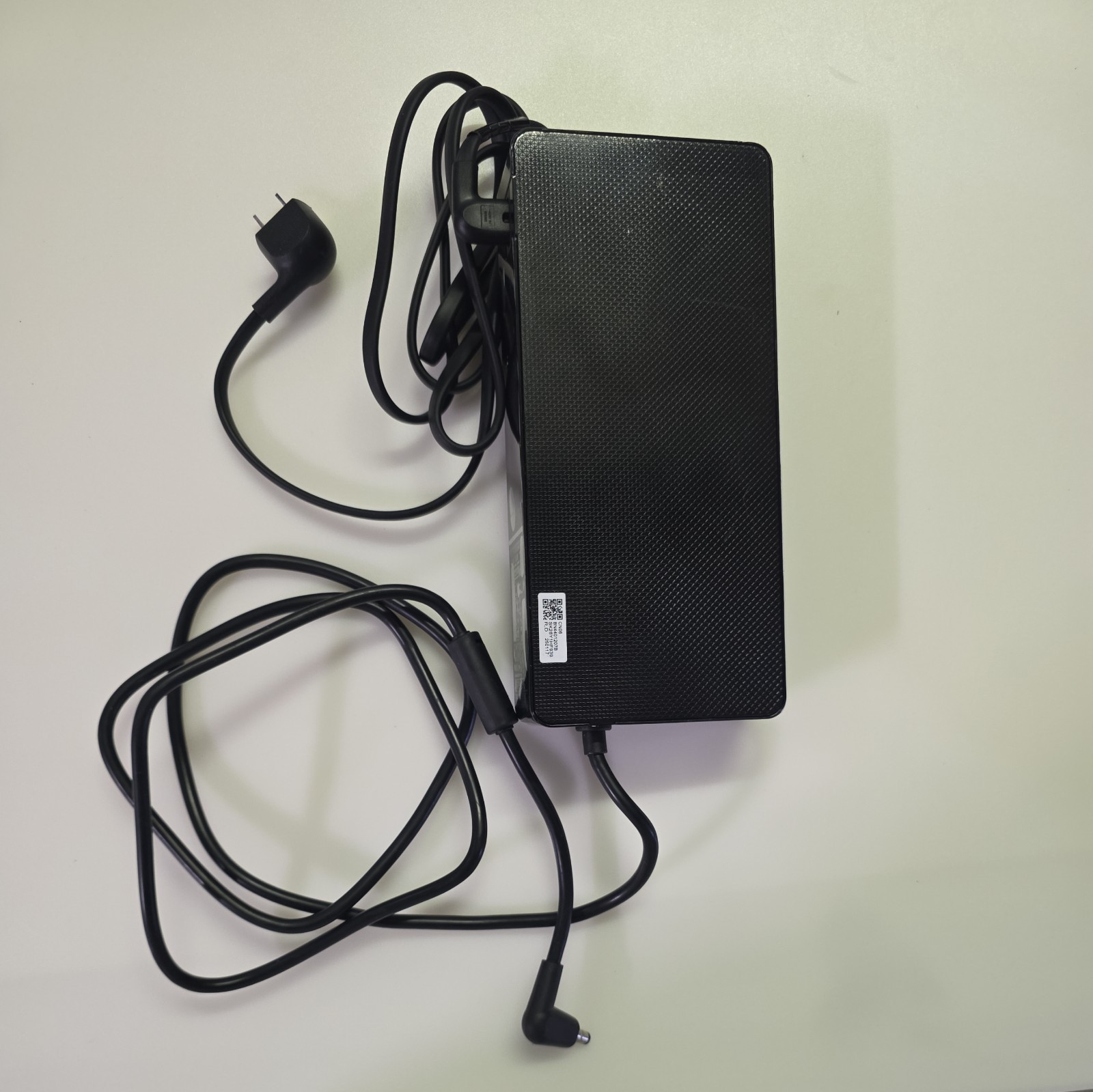 Genuine OEM Samsung 220W/20.0V AC/DC Adapter A22020_BPN BN4401207B