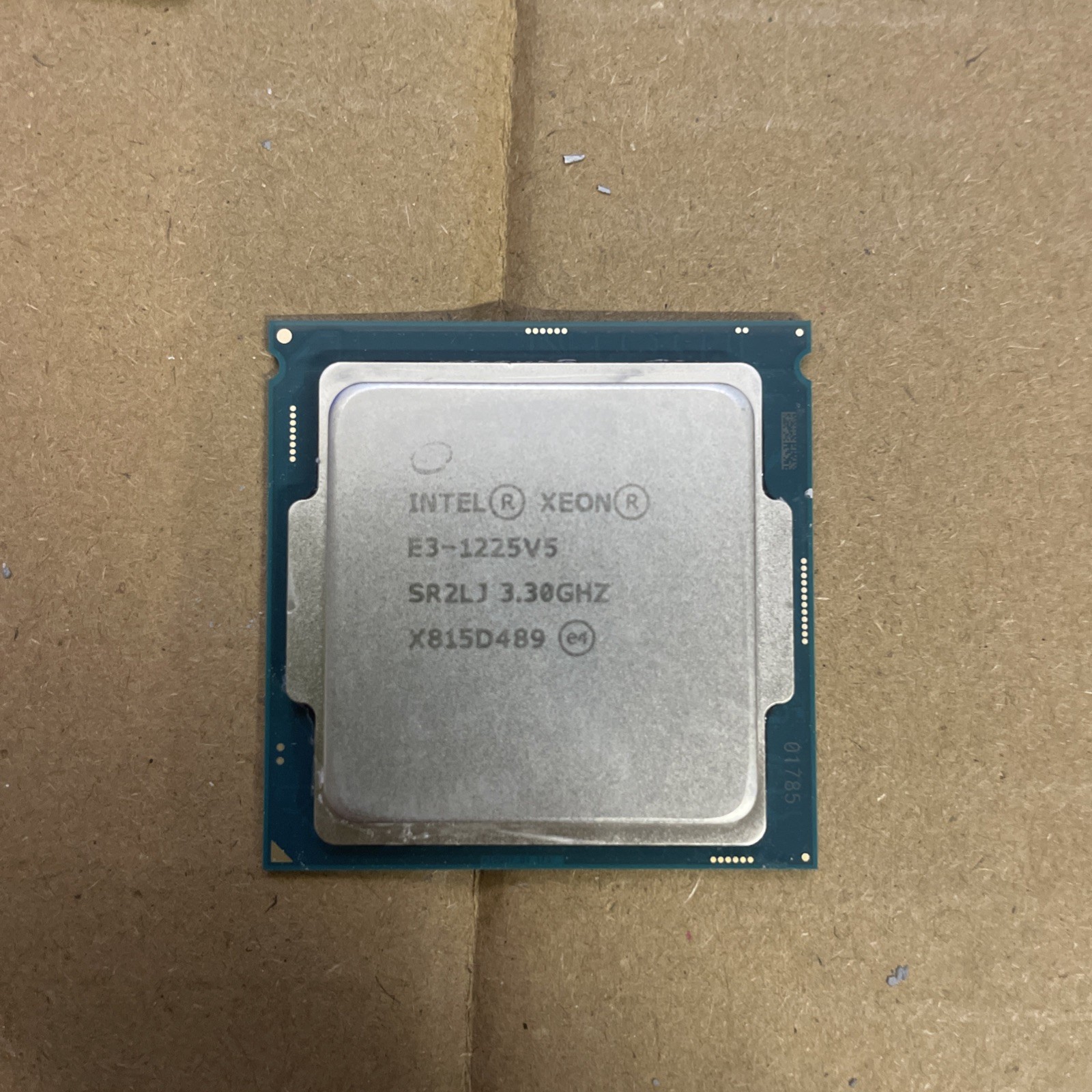 Intel Xeon E3-1225V5 SR2LJ 3.30GHz Processor