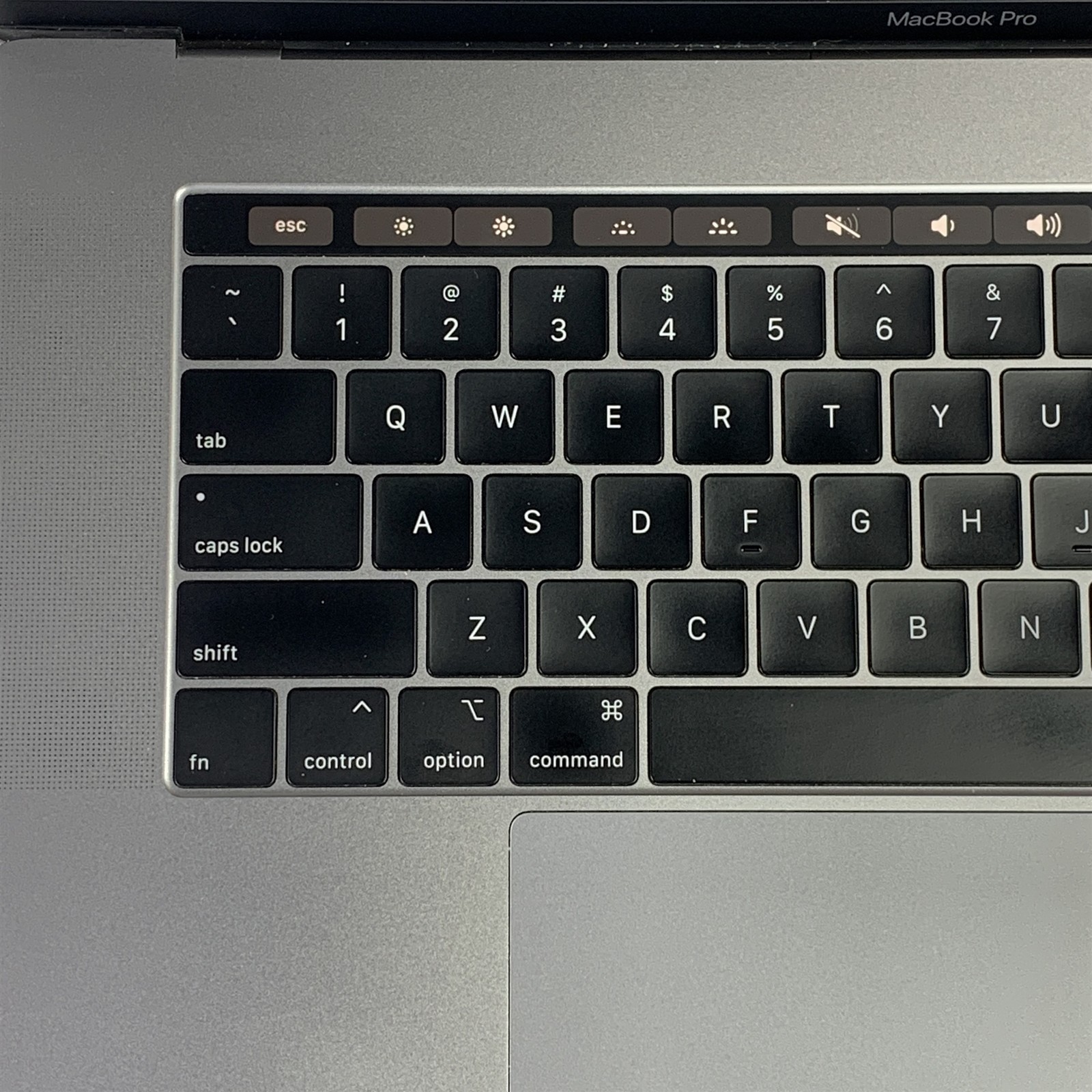 Apple MacBook Pro A1990 15″ 2019 Laptop Oct Core i9-9980HK 2.4GHz 16GB 500GB SSD