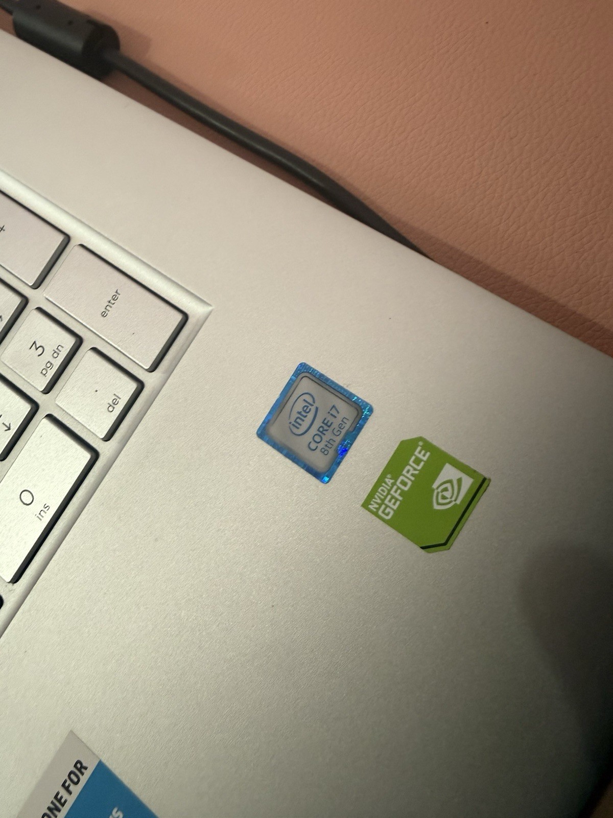 HP 17.3 Touch i7 disk 16gb RAM Intel(R) Core(TM) i7-8550U CPU @ 1.80GHz 1.99 GHz
