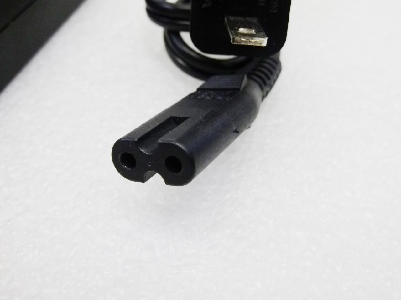 Genuine Lenovo 90W AC Power Adapter 20V 4.5A ADLX90NLC2A, 36200287, 45N0483