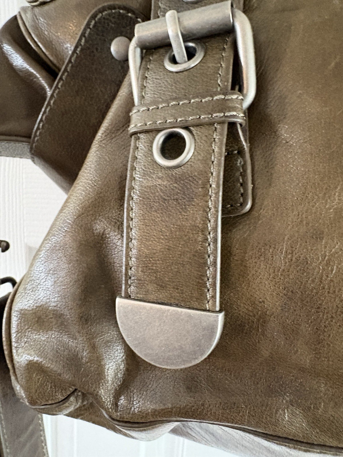NM 100L Vintage Leather Shoulder Bag Messenger Briefcase Computer Bag Business