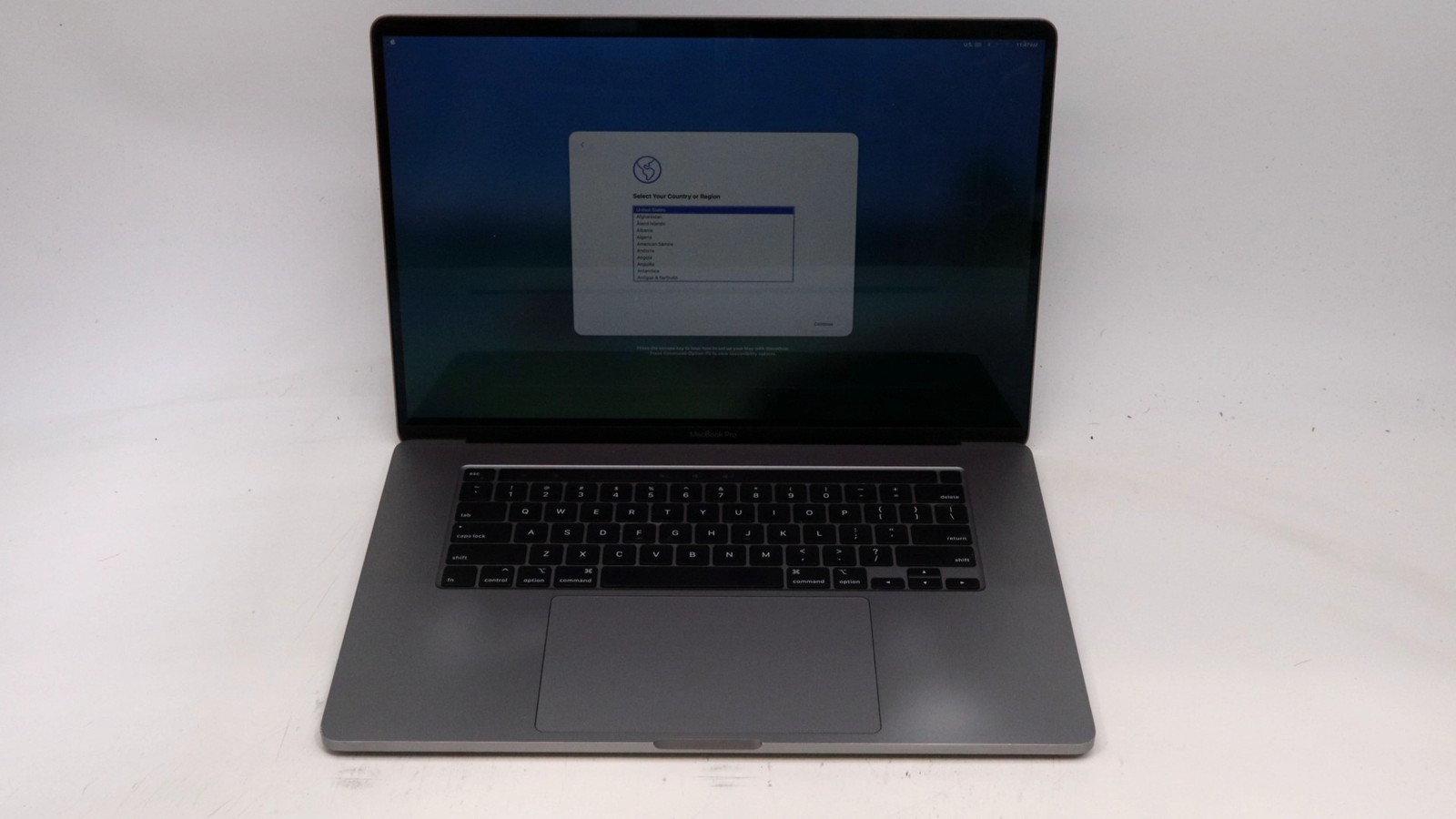 Apple Macbook Pro 16″ i9-9980HK 64GB 1TB – Good