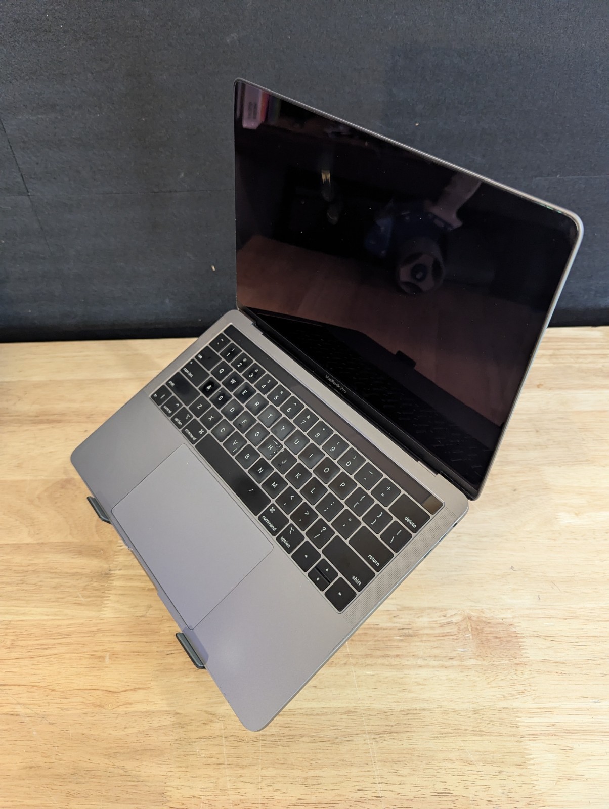 Apple A1989 | Core i7 | 8569u | 16.00 | 500 GB | PARTS