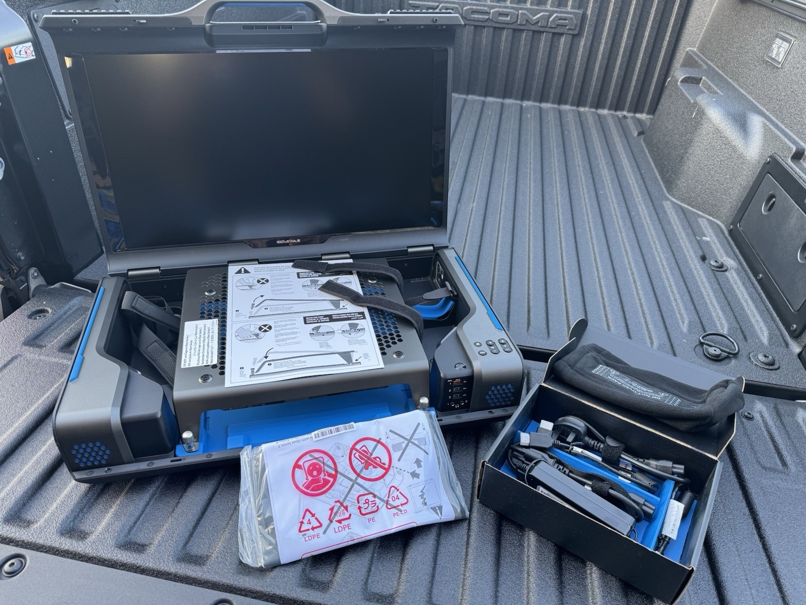 GAEMS Guardian Pro Xp 24 inch Widescreen IPS LCD Monitor
