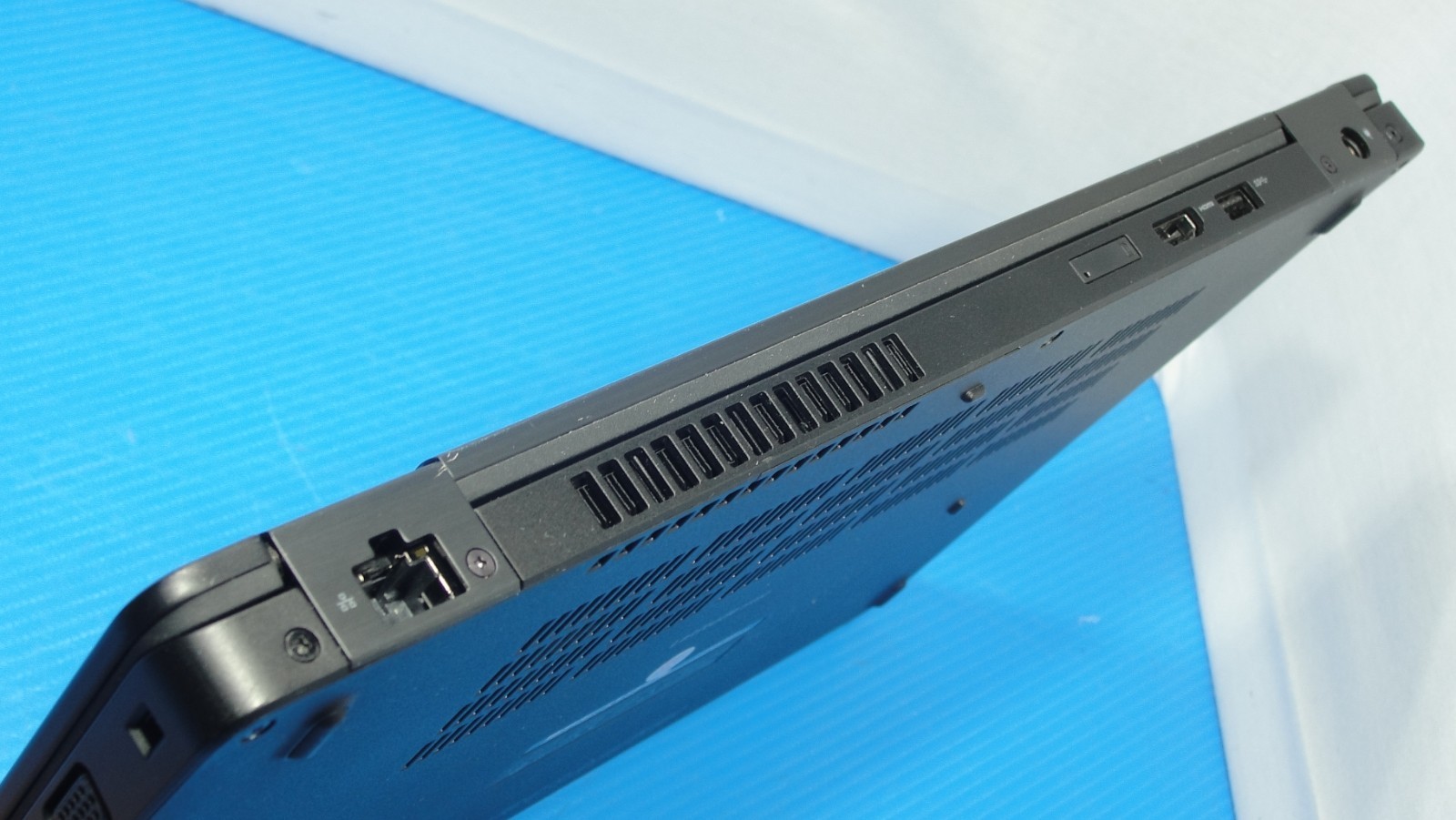 Dell Latitude 5490 14″ HD Intel Core i5-8350U 1.7GHz 8GB 256GB SSD Win11Pro + PA