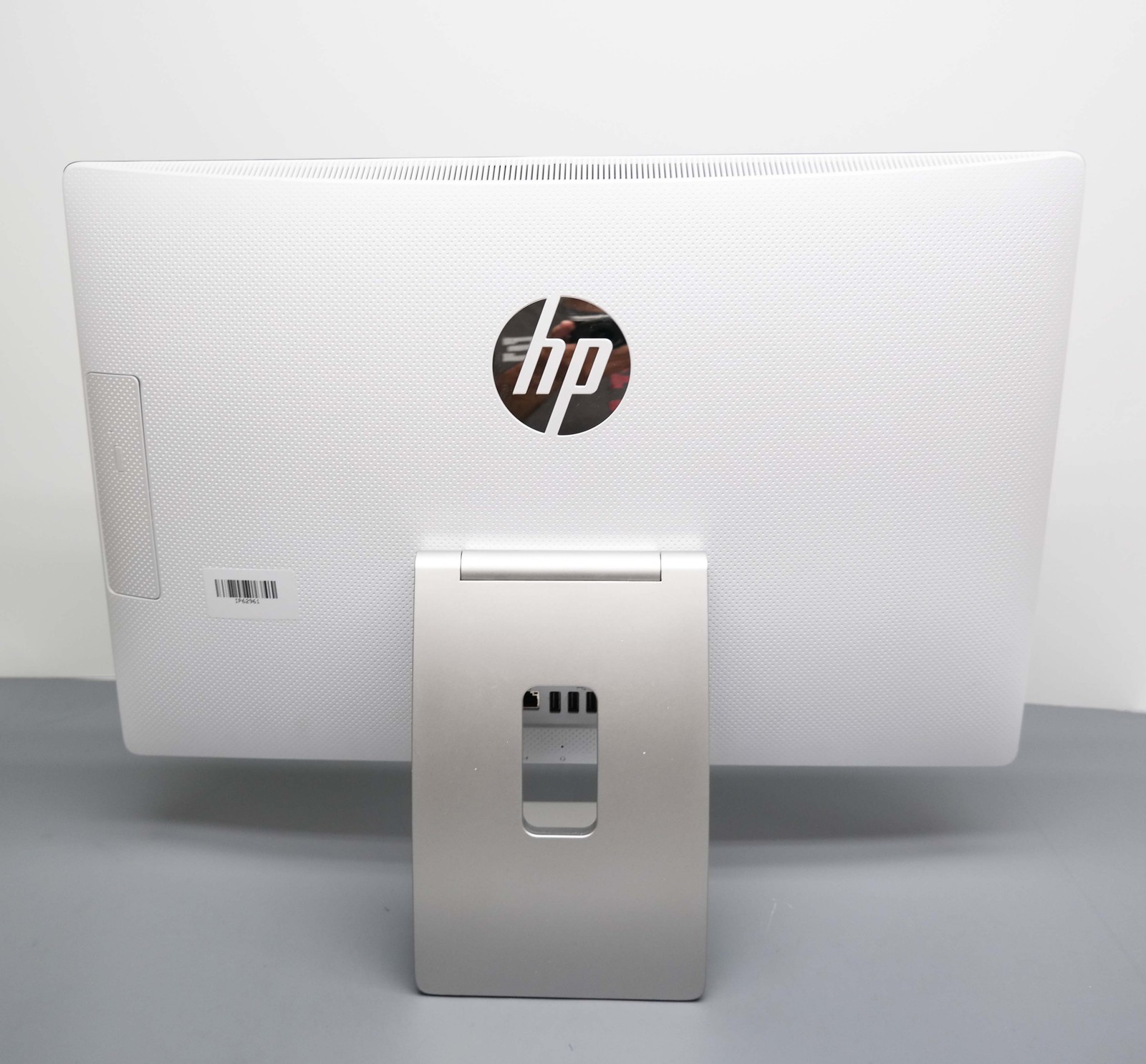 HP Pavilion 23-q114 23″ All-in-One Intel Core i3-4170T 8GB 1TB