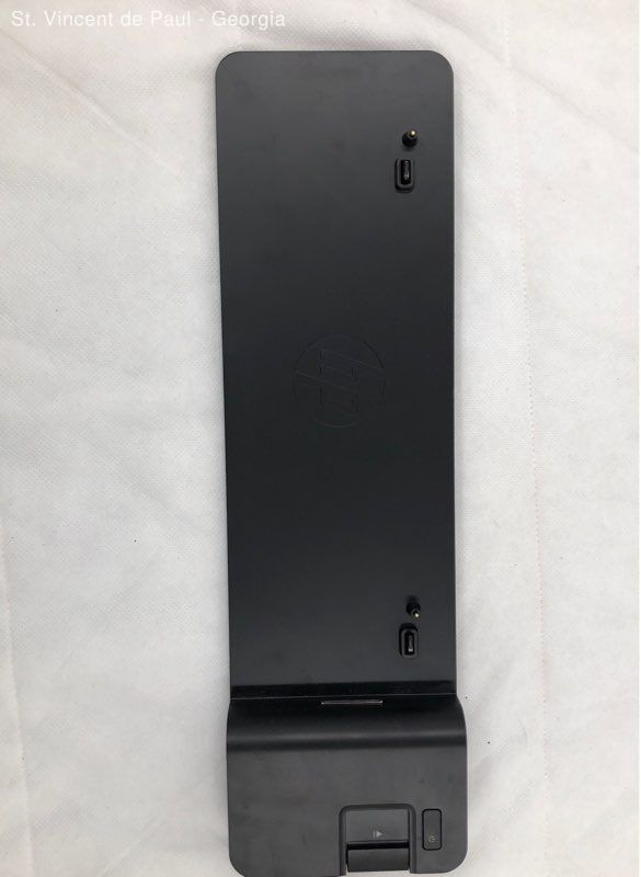 HP 2013 Ultra Slim Docking Station, D9Y32AA#ABA USED Great Condition W/ Cables