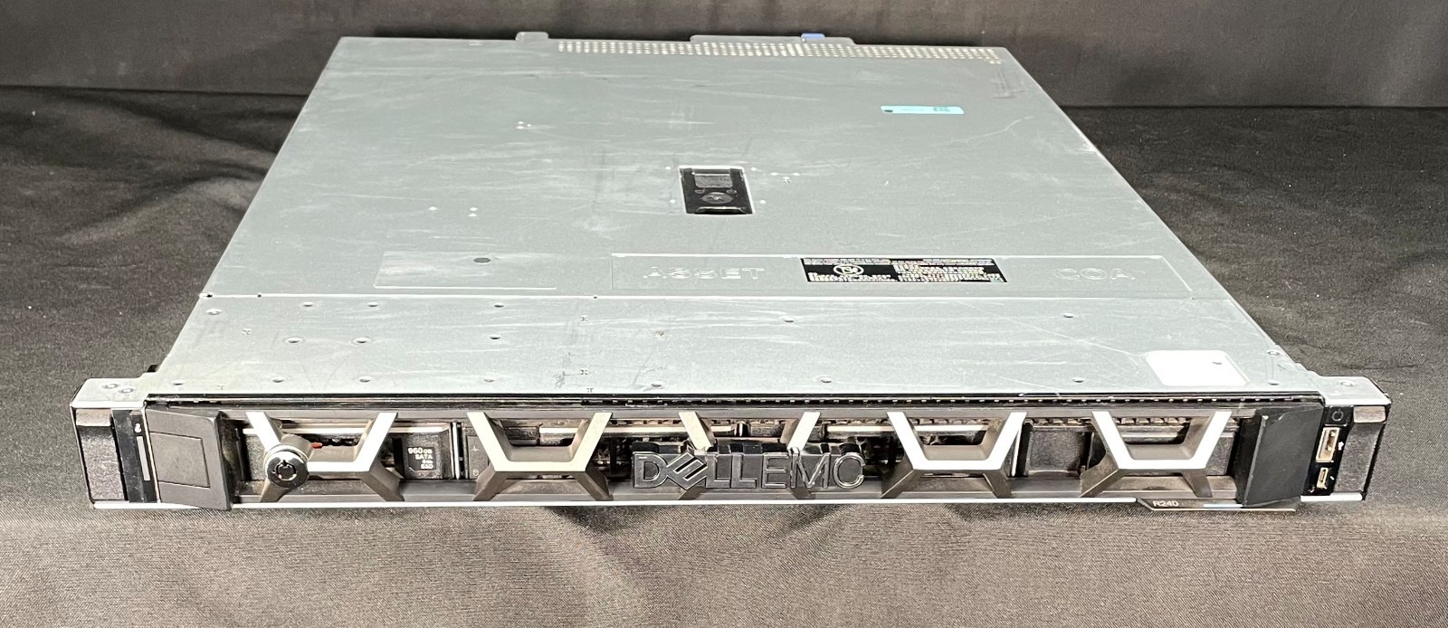 Dell PowerEdge R240 Server w/ 1 x Intel Xeon e -2124 Cpu ,3 x 900Gb HDD ,NO RAM