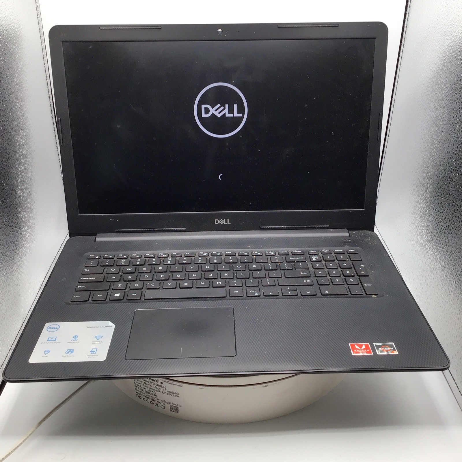 Dell Inspiron 3785 17.3″ Laptop Ryzen 5 2500U 12GB RAM 1TB SSD Windows 11 Pro U
