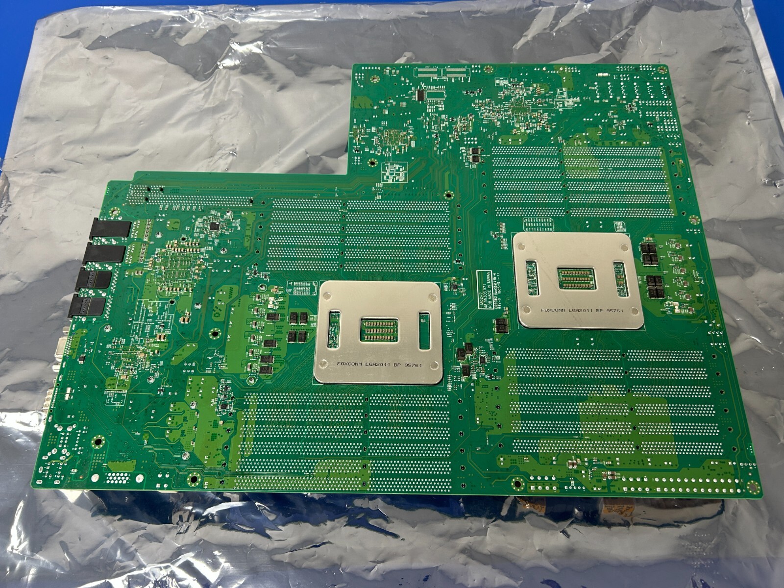 SUPERMICRO X9DRW-3TF+ SERVER LGA 2011 SOCKET DDR3
