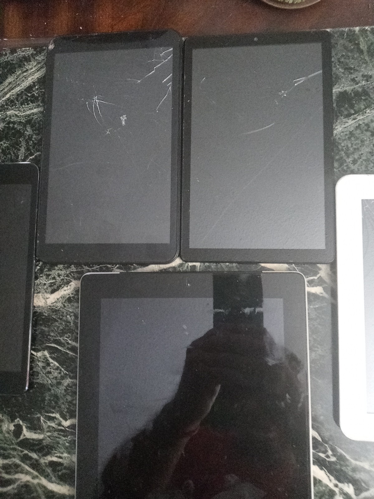 Apple iPad 2 A1396 16 GB, Wi-Fi + 3G, 9.7 in – Black