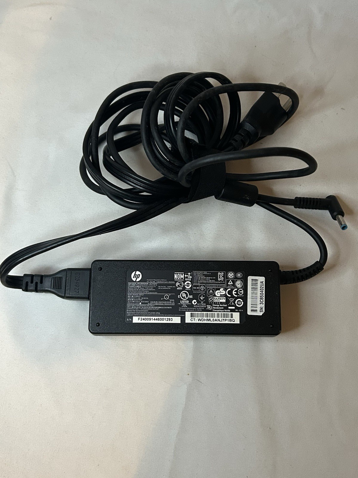HP 709986-002 19.5V 4.62A 90W Genuine Original AC Power Adapter Charger