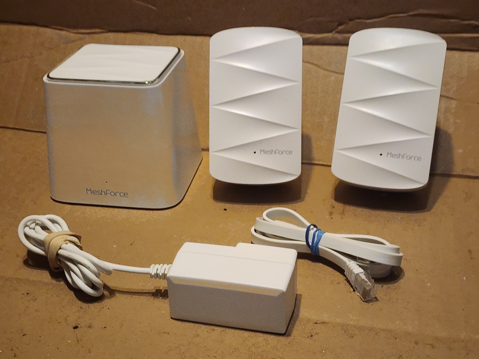 Meshforce Whole Home Mesh Wi-Fi System M3/M3 Dot AC1200 Dual Band My mesh app
