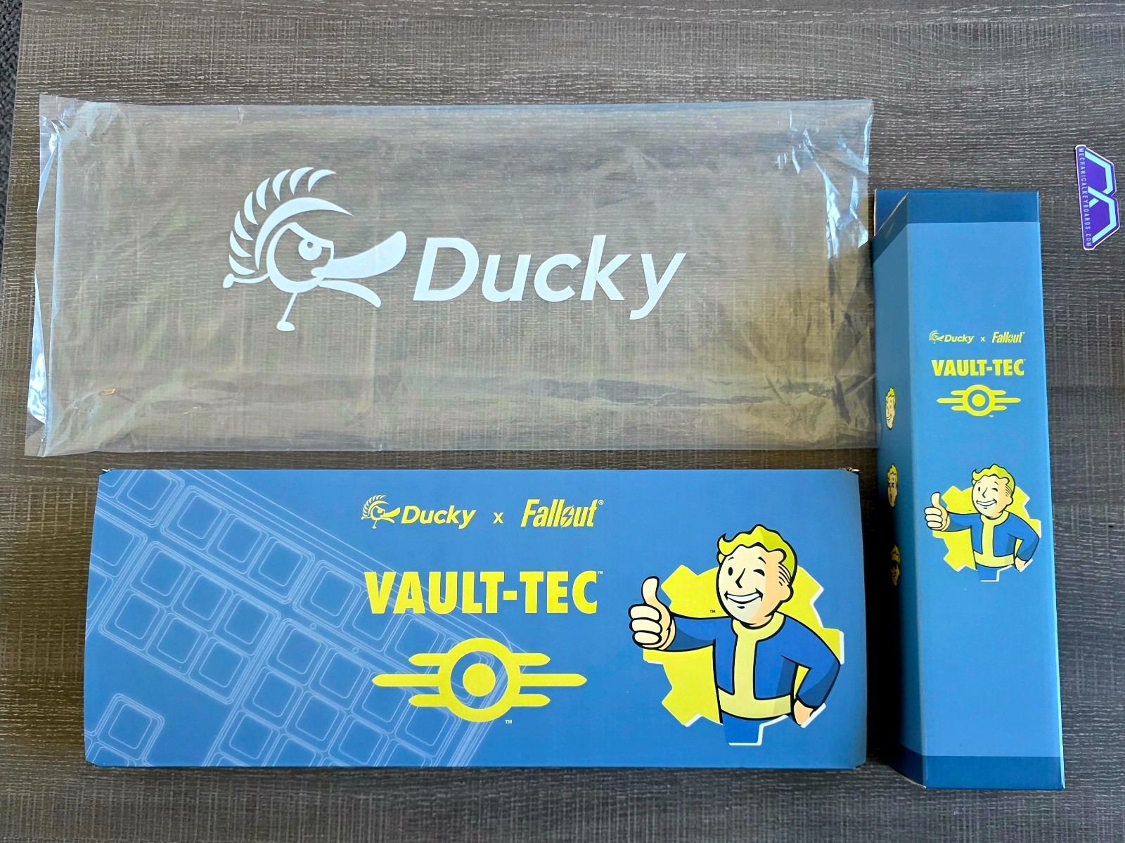 Ducky x Fallout Vault-Tec Edition wired Keyboard w/ Cherry MX Red