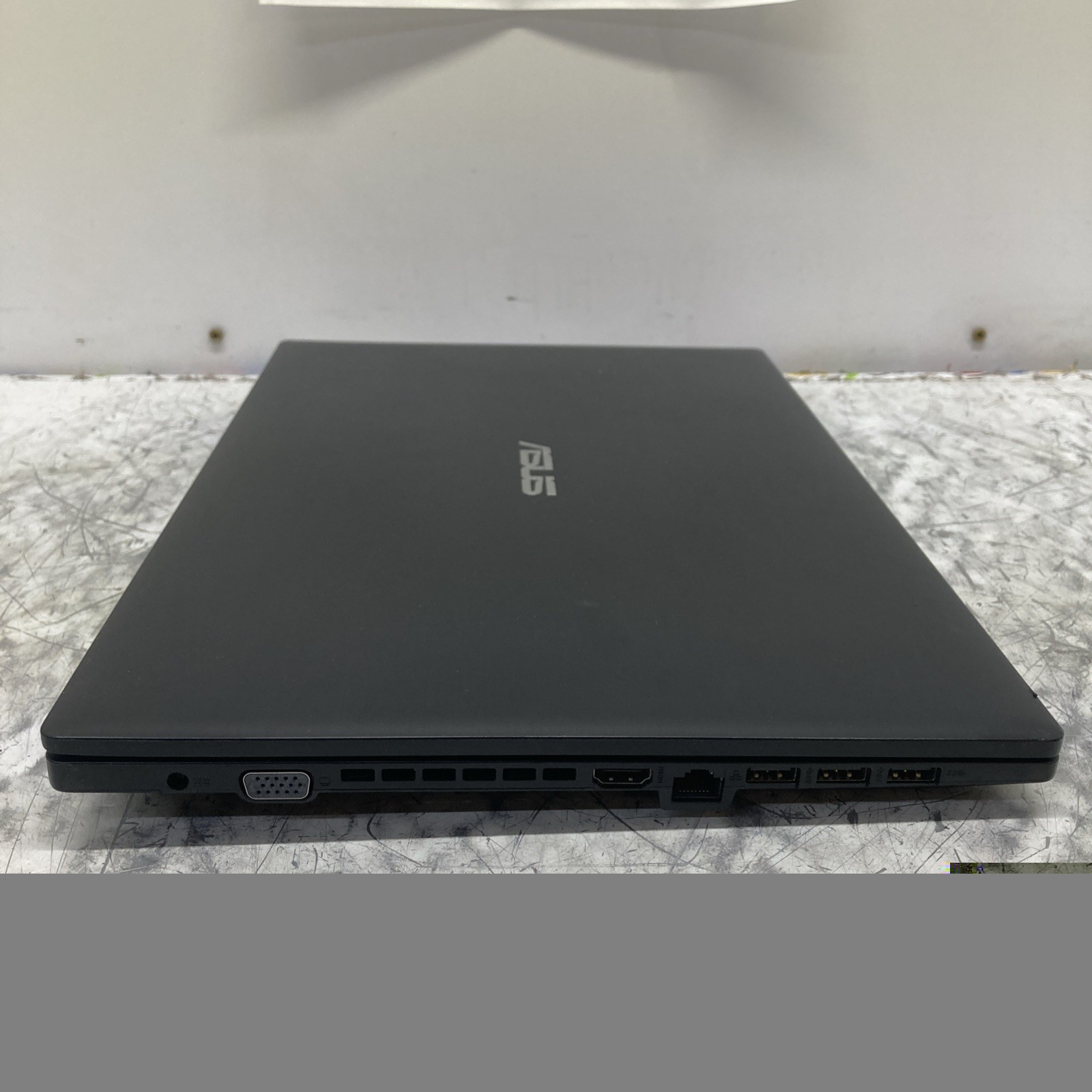 ASUS P2540U Intel Core i7-8550U 1.80GHz 8GB RAM 256 GB SATA win 11pro