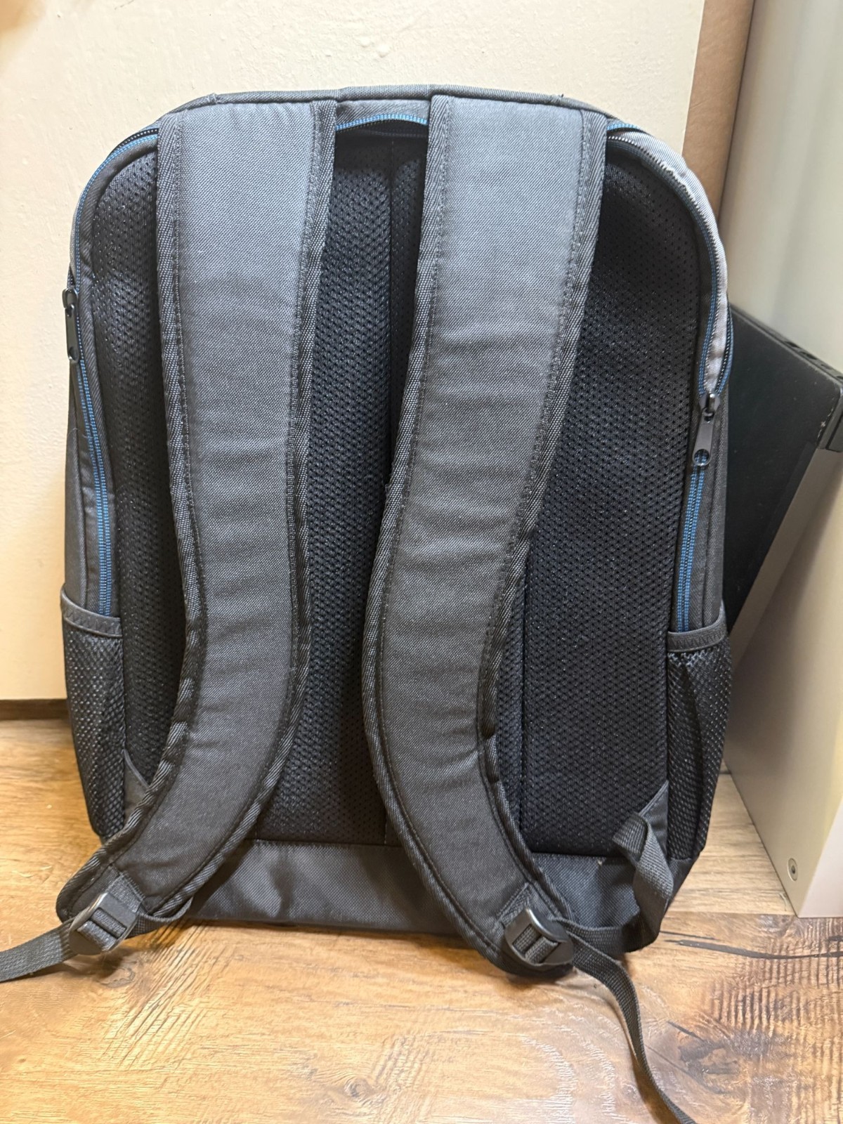 NWT Dell Essential Backpack 15 Black Fits Laptop Up To 15″ ES1520P