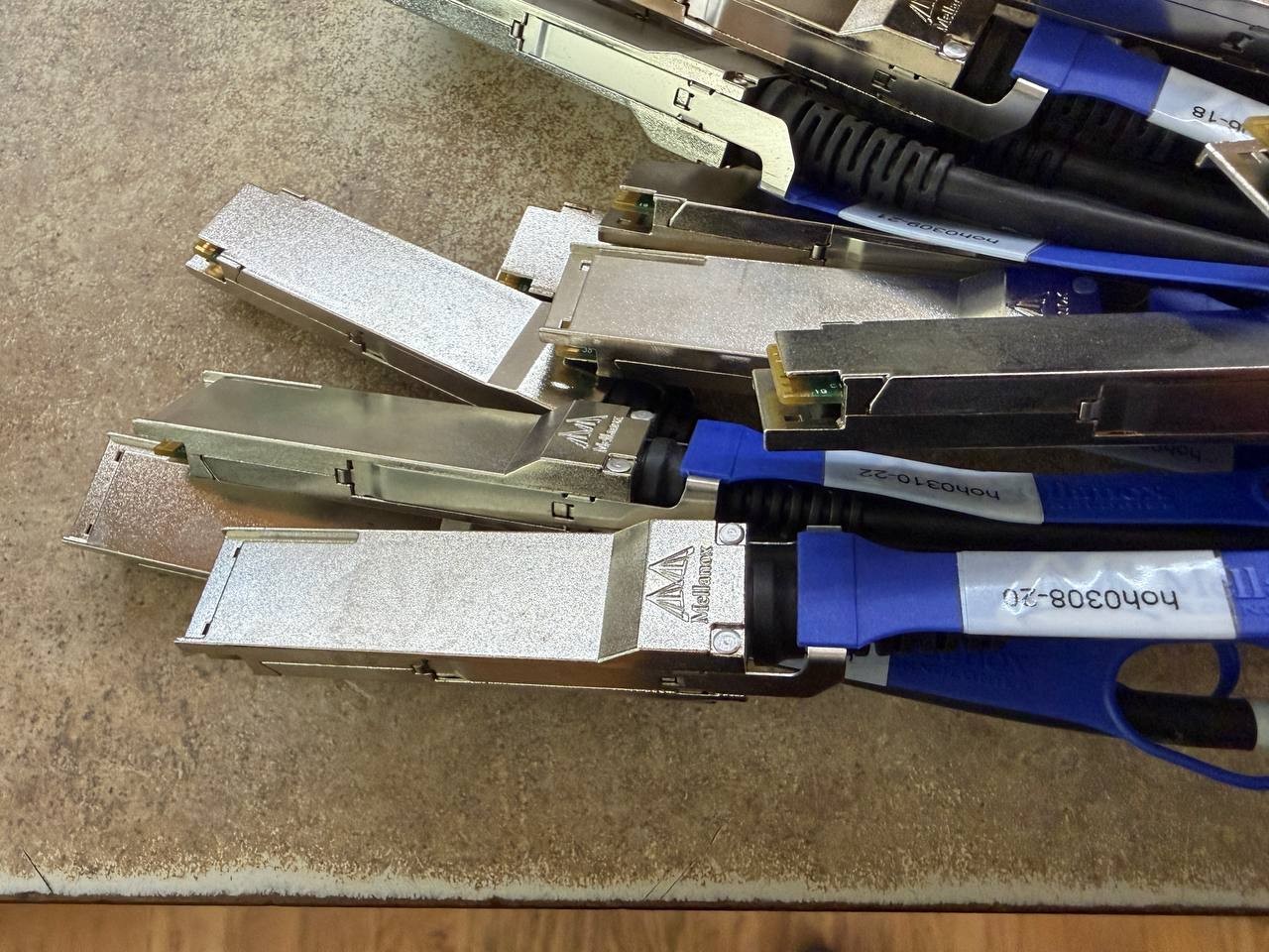 Lot of 24 Mellanox MC2206130-003 40Gb/s QSFP+ Cables