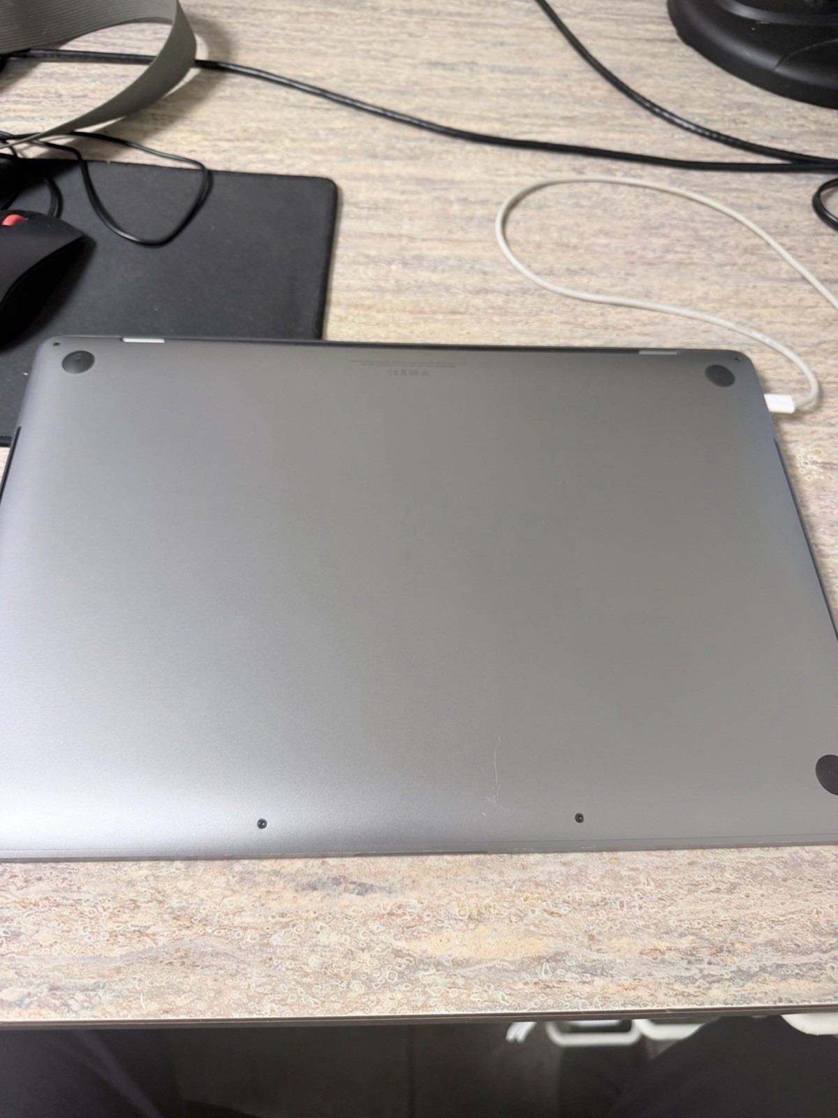 Apple MacBook Pro 16in (2019) i7 2.6GHz 16GB 500GB SSD Gray Retina