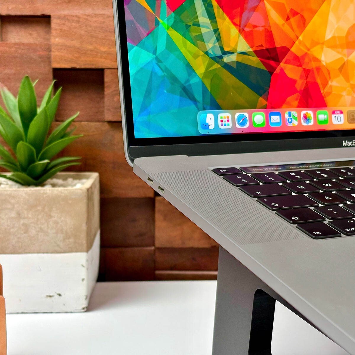 UPGRADED OSX 2024 | 16-inch MacBook Pro Core i7 2.6 4GB-GPU 512GB SSD + WARRANTY