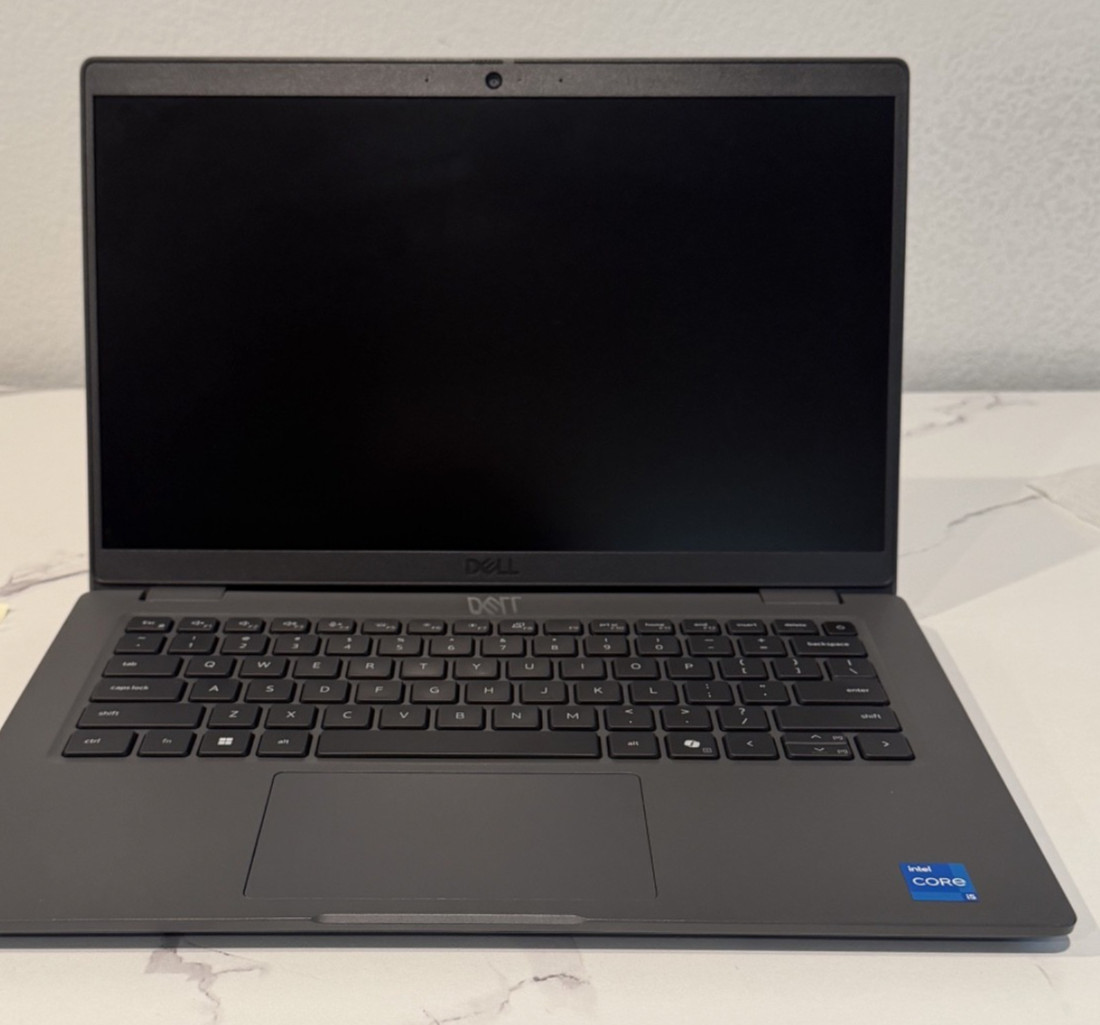Dell Latitude 3450 14″ i5-1335U 16GB RAM 256GB SSD Intel Iris Xe