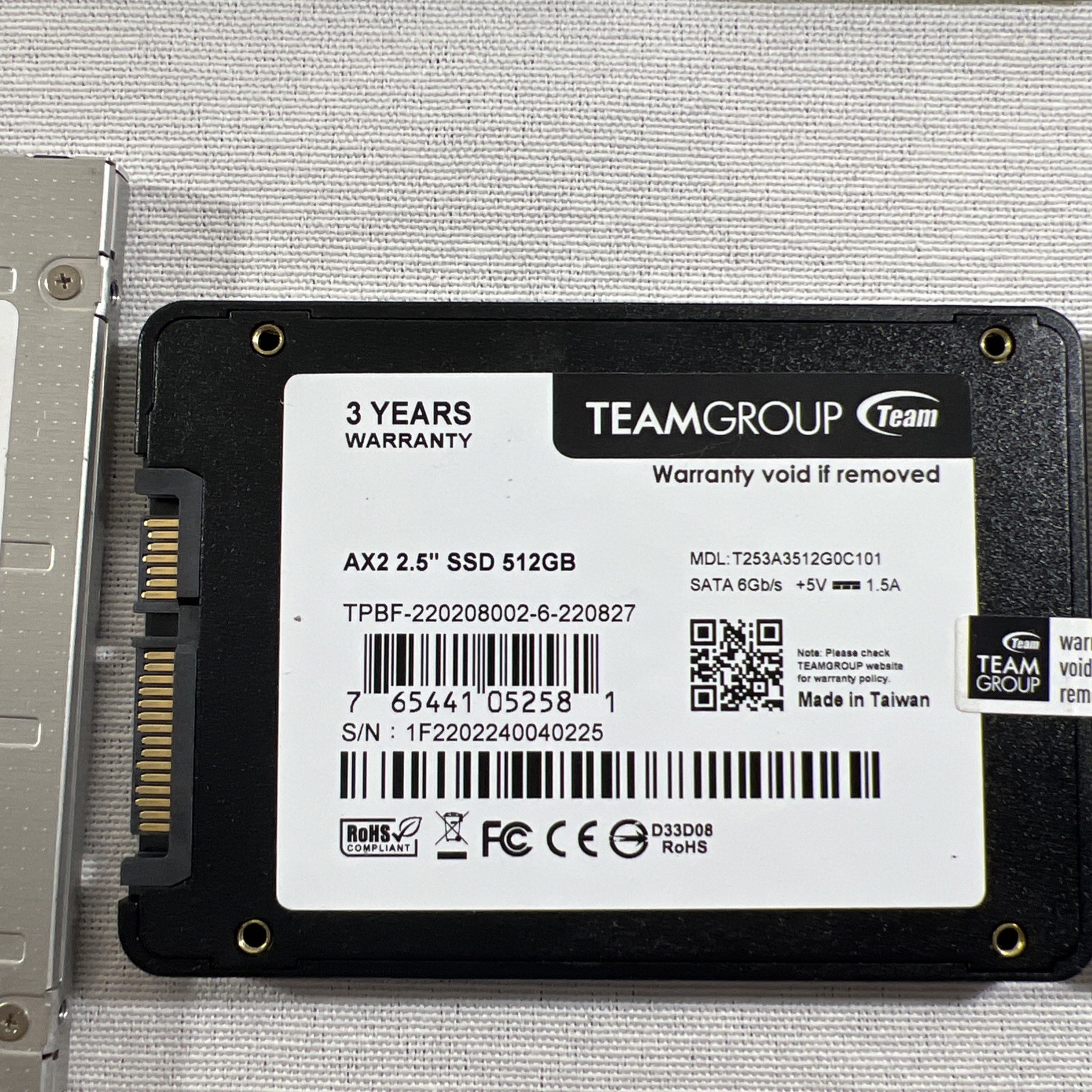 Lot of 11 1TB/ 500/640/750/128/250/480/512 GB HDD/ SSD *Tested & Formatted*
