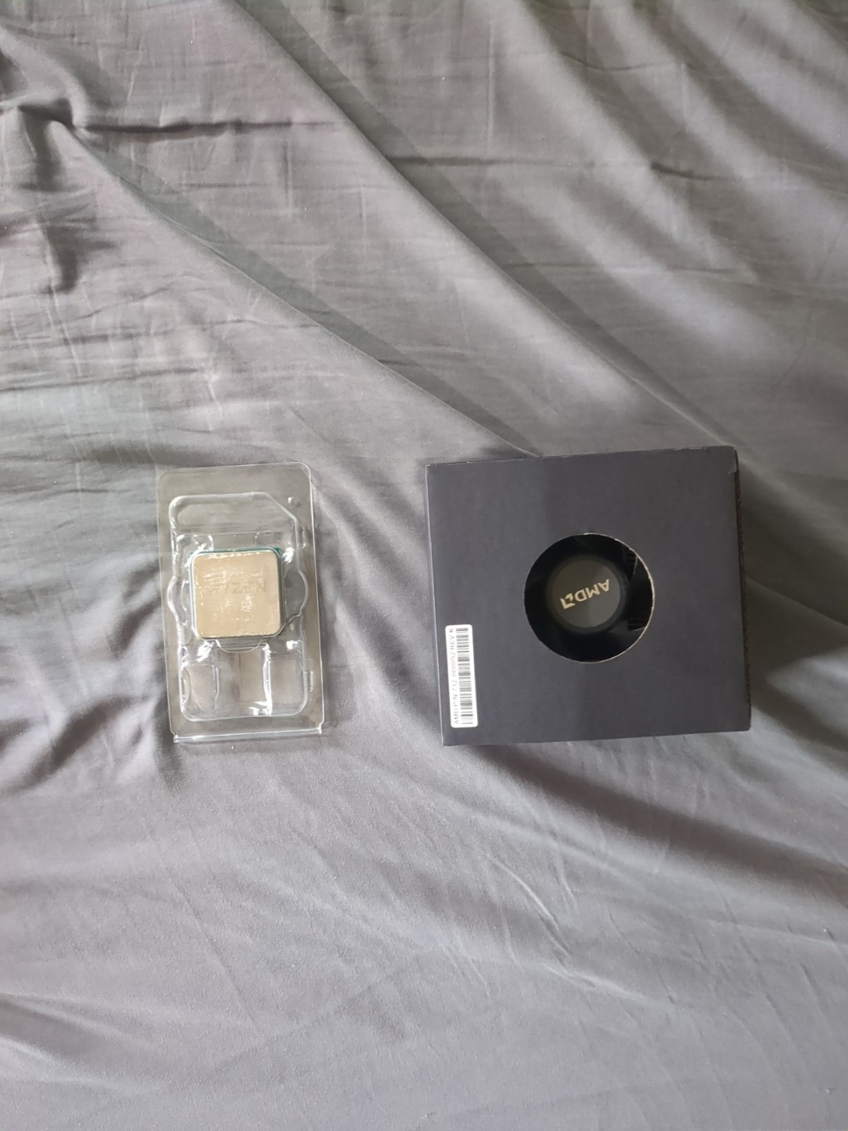 AMD YD1600BBM6IAE Ryzen 5 1600 AM4 CPU (Wraith Cooler Included)