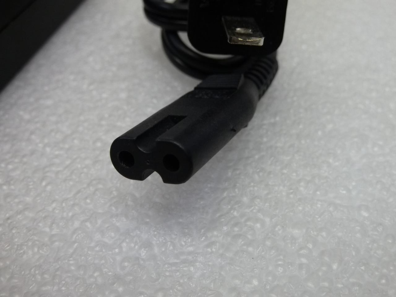 Genuine Lenovo 90W AC Power Adapter 20V 4.5A ADLX90NLC2A, 36200287, 45N0483