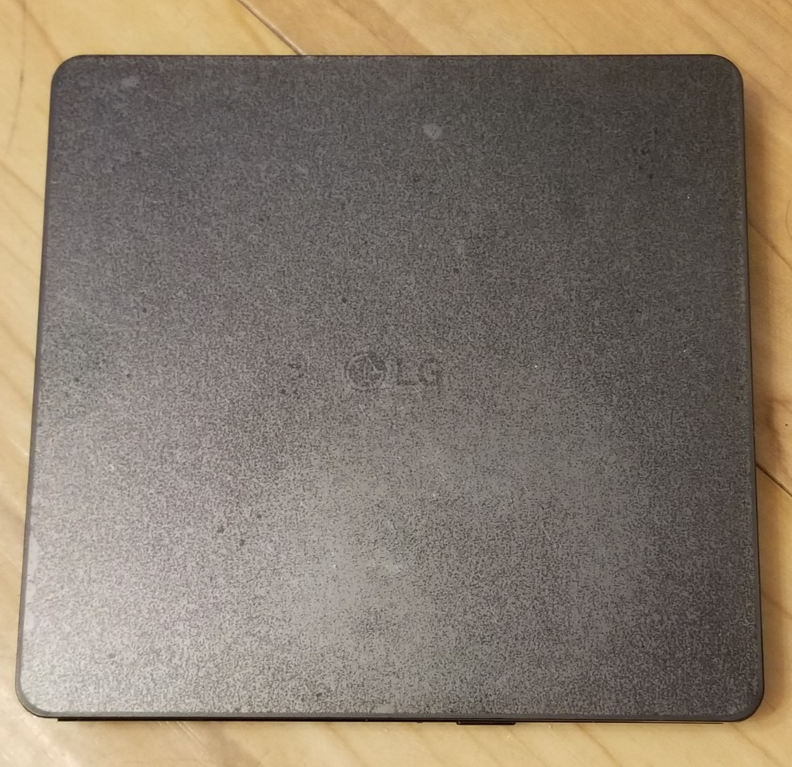 LG GP63EX70 Ultra Slim Portable DVD Writer with M-DISC Support *COMES AS SHOWN*