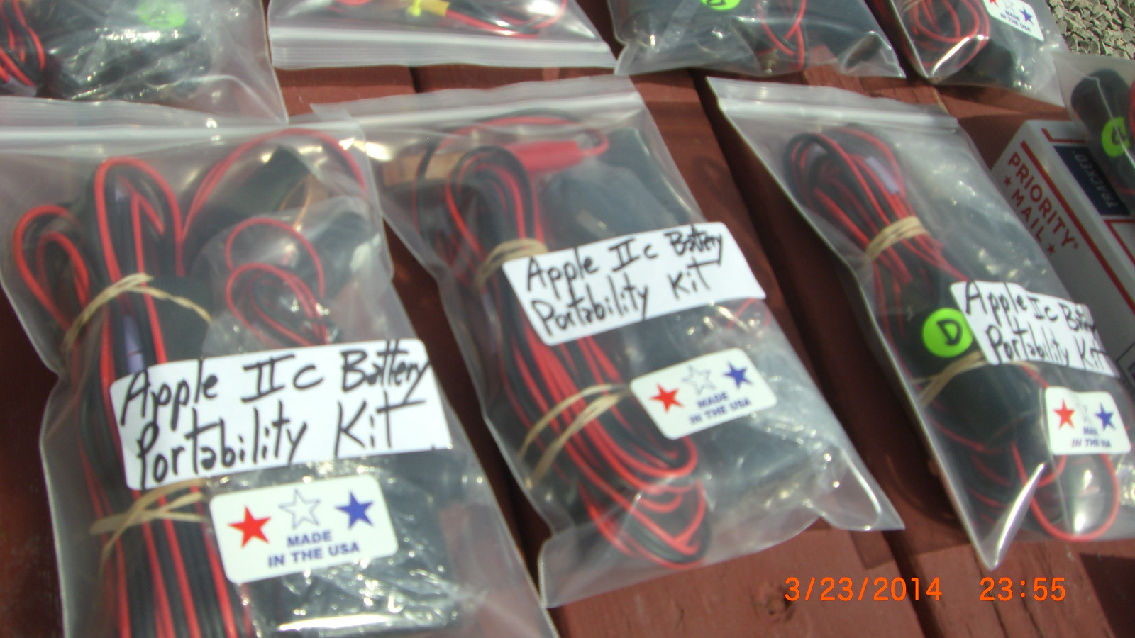 APPLE IIc: BATTERY PORTABILITY KIT; RUN IIc ON 12v SOURCE! $22.22 + $8.45 S/H