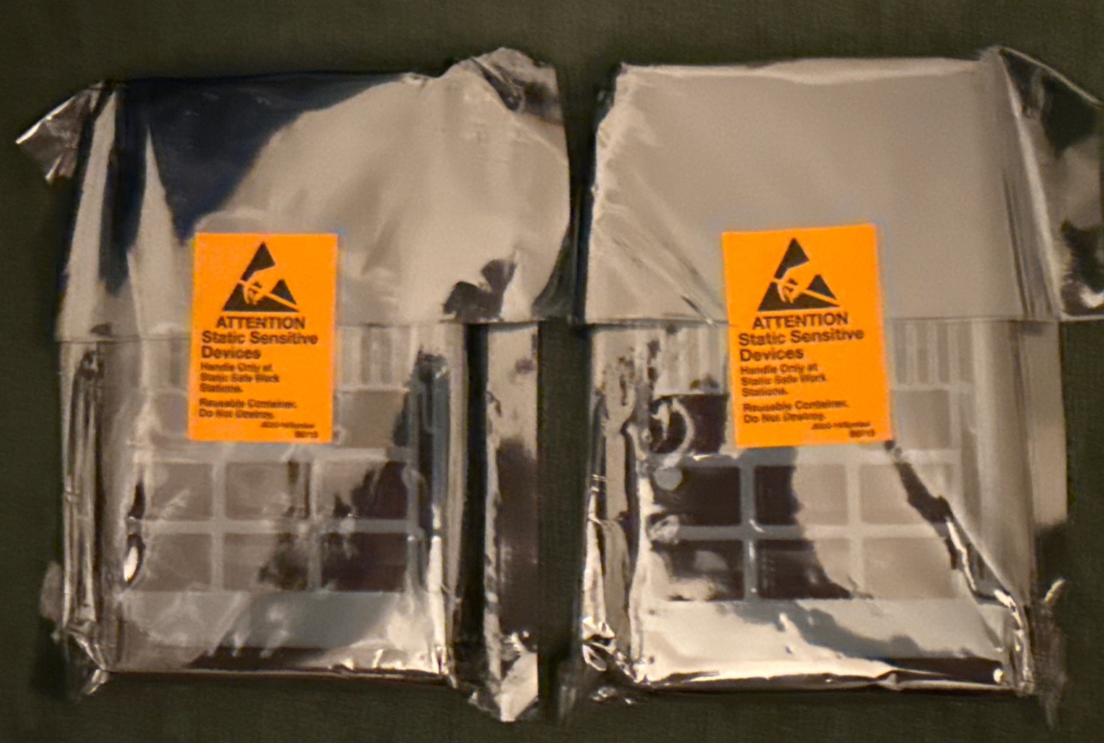 NEW 2x Dell Constellation ES ST32000444SS 2TB 7.2K RPM 6Gb/s 3.5″ SAS Hard Drive
