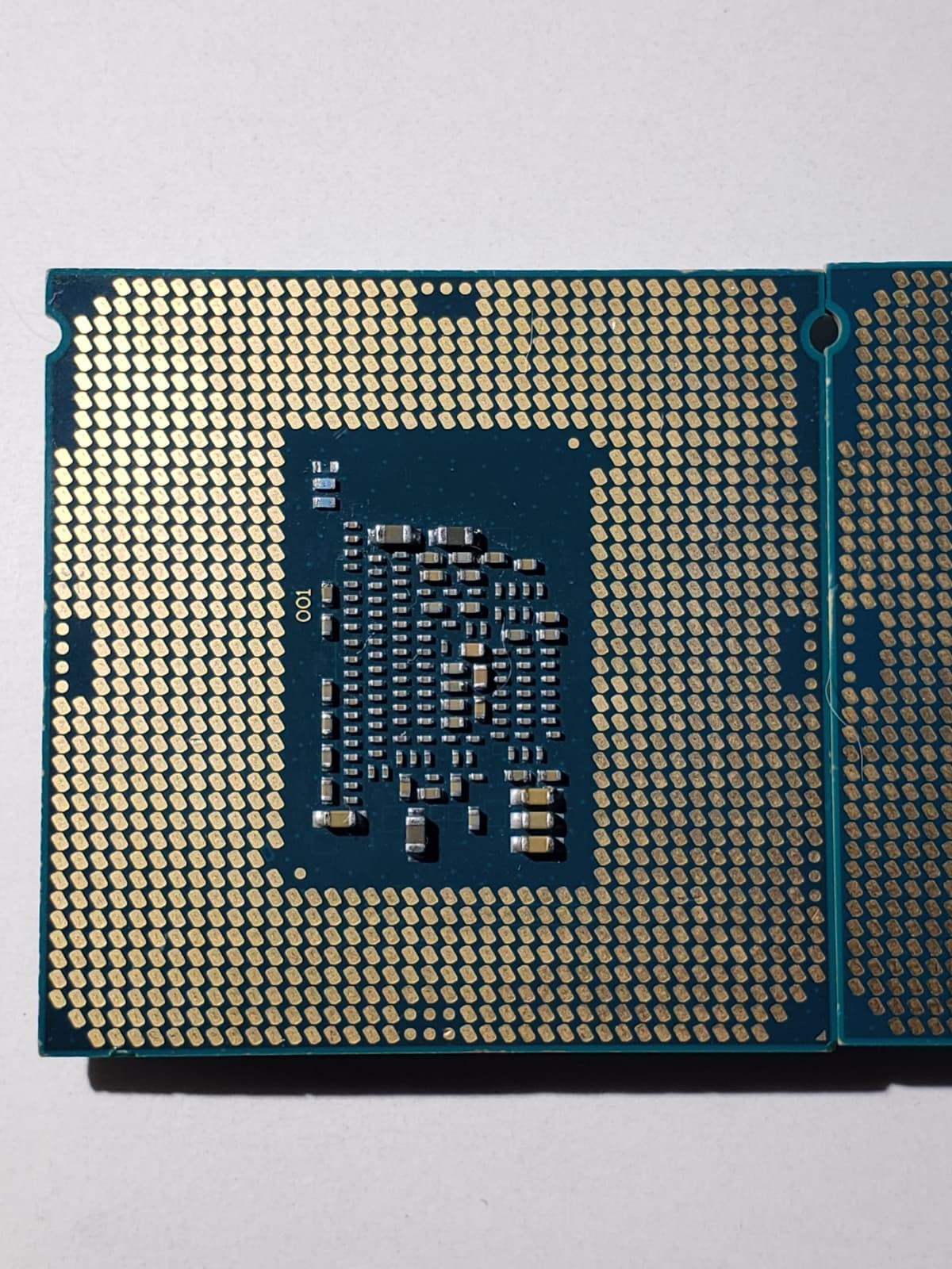 2x Intel Core i7-8700T Processors SR3WX – NOT WORKING / Parts or Repair