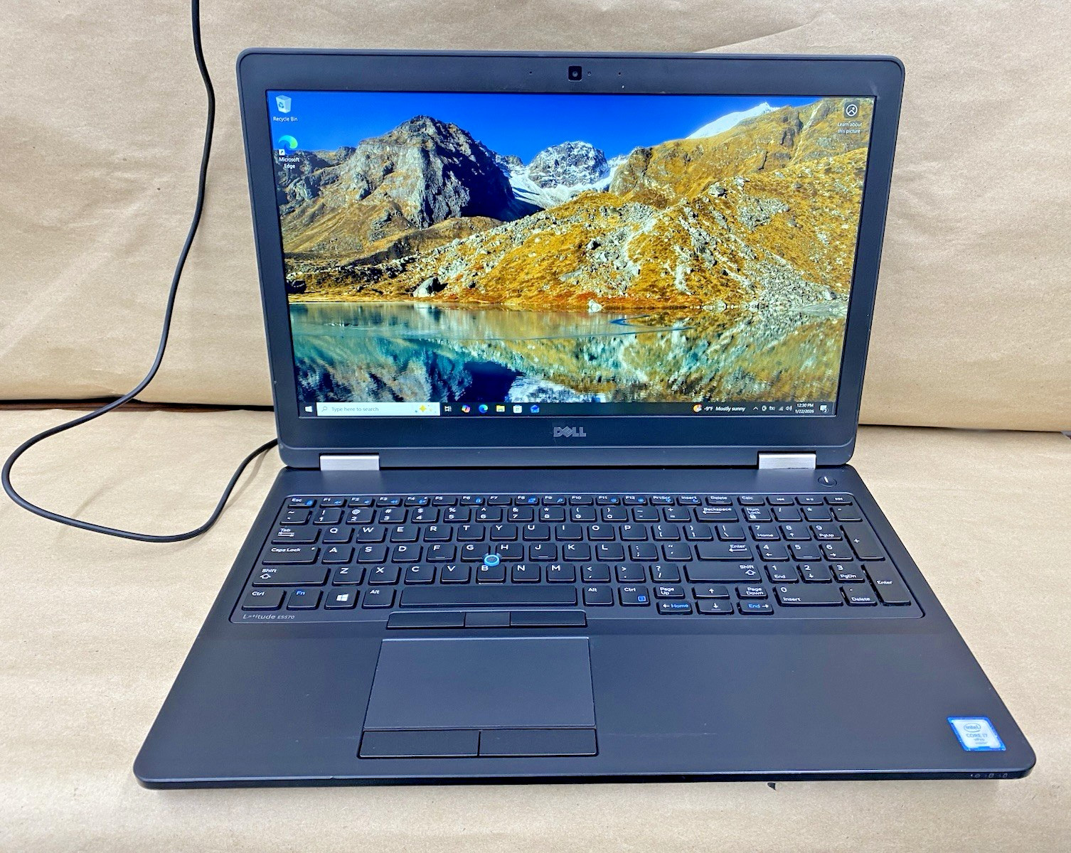 Dell Latitude E5570 1920×1080 – i7-6600U – 8GB – 128GB SSD – Win 10 Pro READ