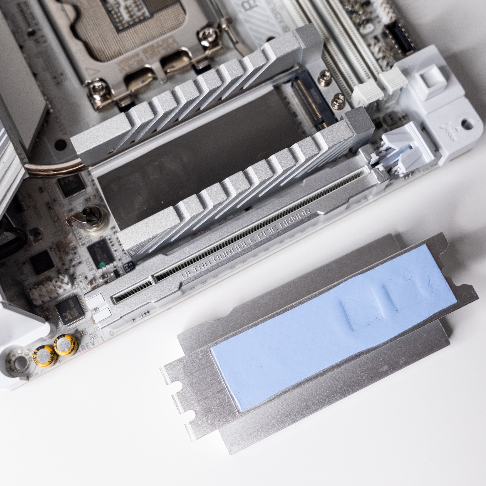 GIGABYTE B860I AORUS PRO ICE Motherboard Intel B860 LGA 1851 Mini-ITX DDR5
