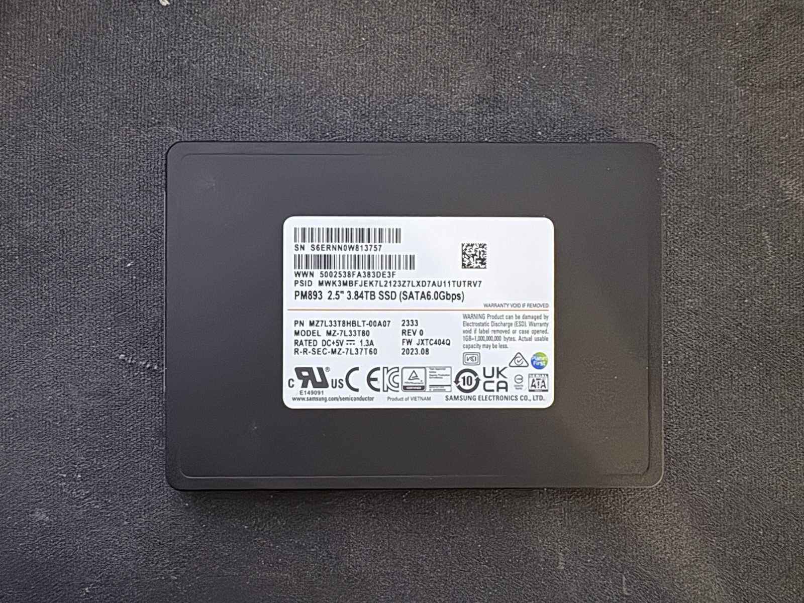 Samsung PM893 Series 3.84TB SATA 6Gb/s 2.5inch SSD MZ-7L33T80