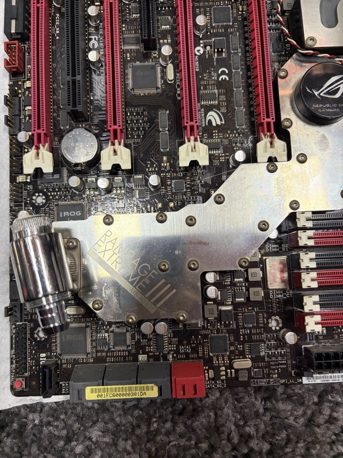 ASUS Rampage III Extreme ATX Intel LGA1366 DDR3 6-DIMM PCIe USB 3.0