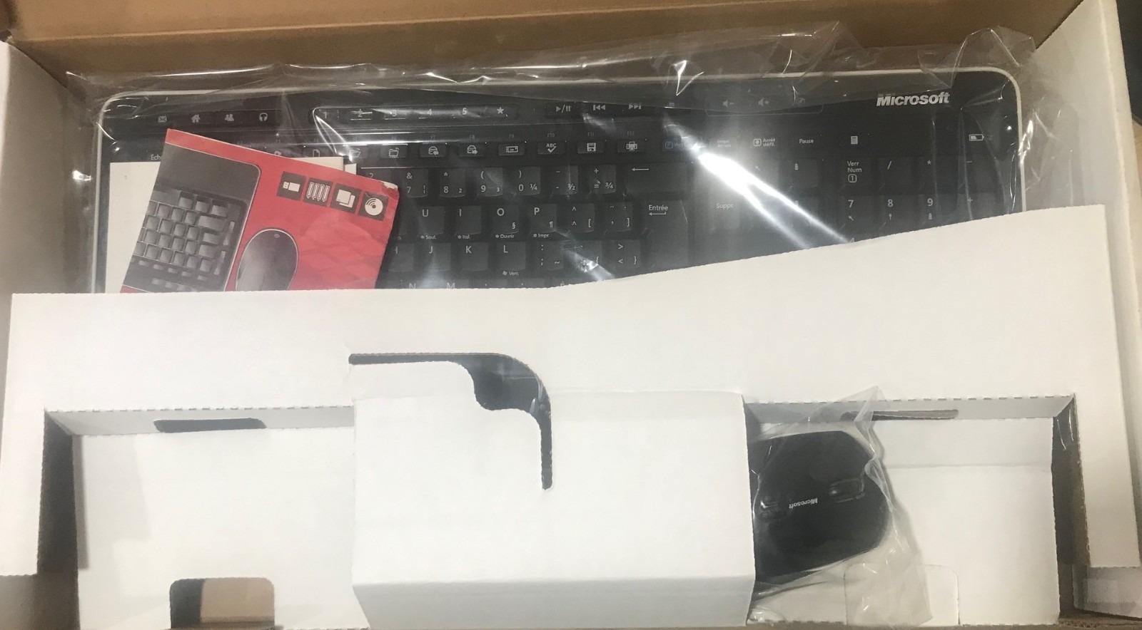Microsoft Wireless Desktop 3000 Keyboard & Mouse Bluetrack Technology – FRENCH