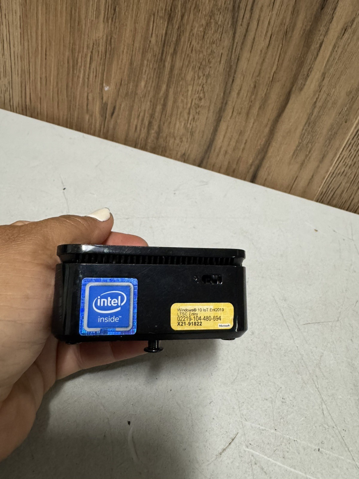 Visix PB01CF Ultra Tiny Mini PC Intel Windows 10 IoT USB 3.0 Untested