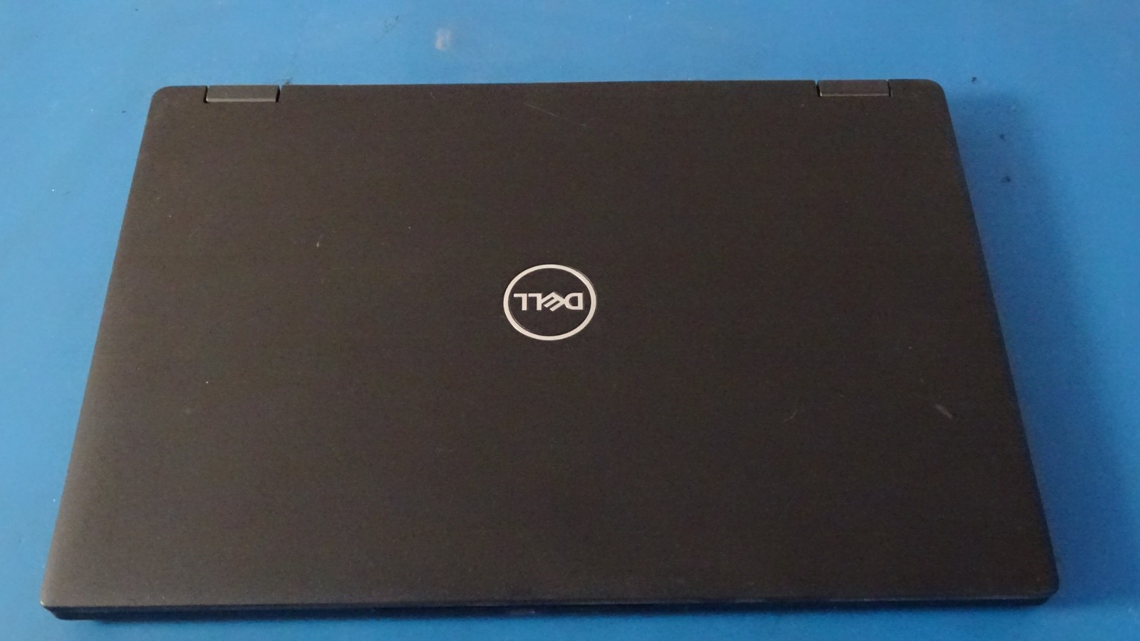 Dell Latitude 7390 2-in-1 Laptop (AS AS)