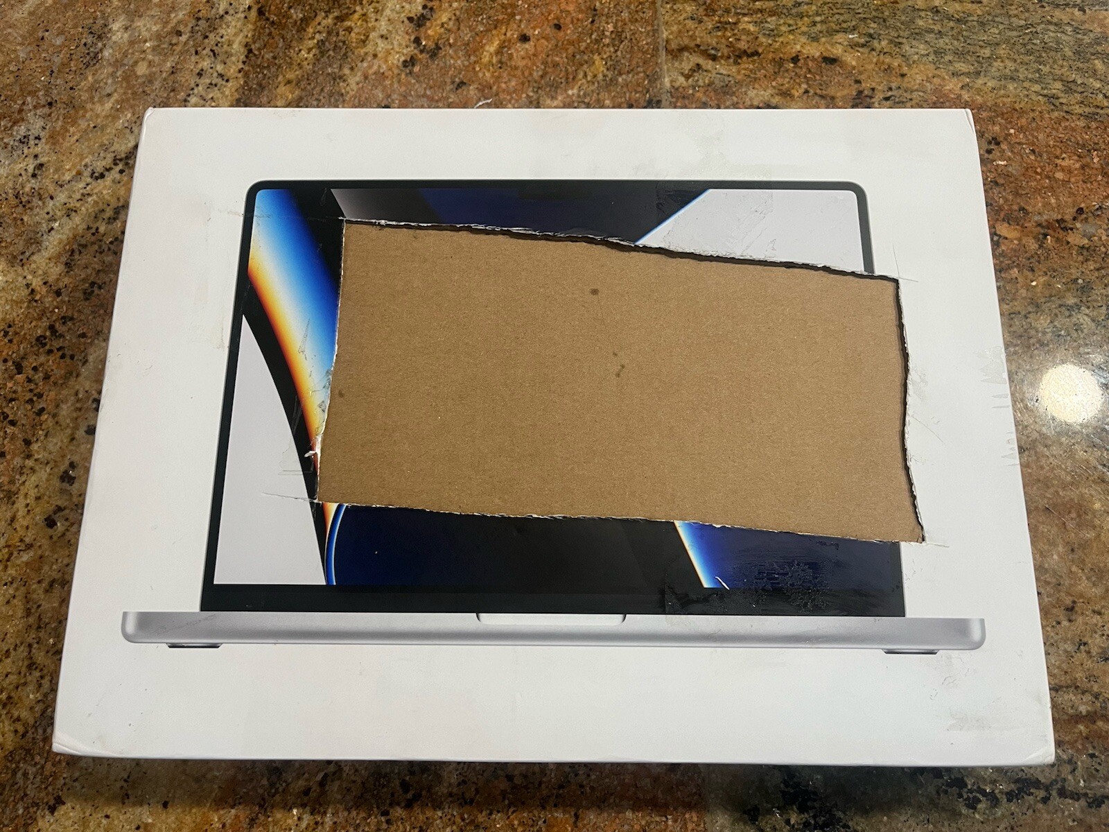 Apple MacBook Pro (14-inch, 2021) M1 Pro 10-Core / 16GB / 1TB SSD / 16-Core GPU