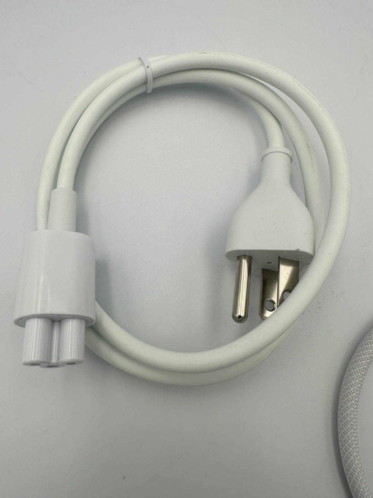 Genuine Apple iMac 24″ M1 143W Power Adapter Silver A2290