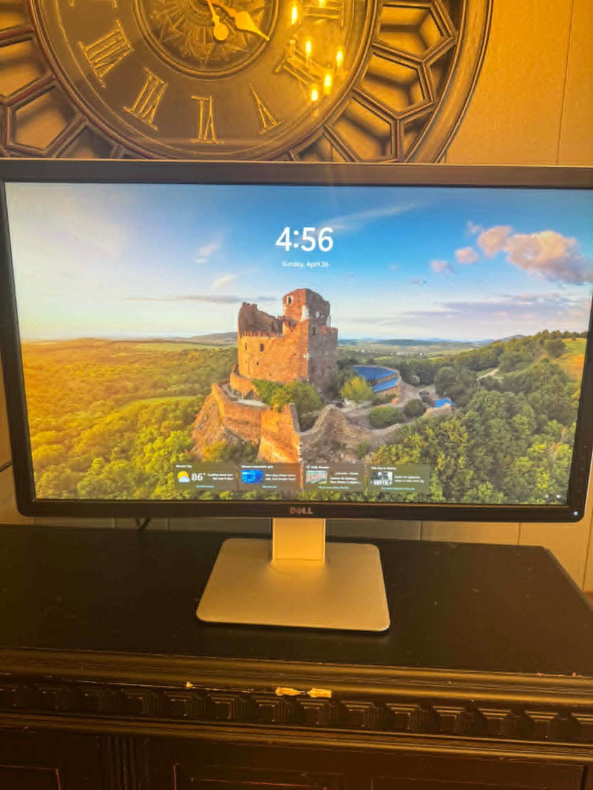 Dell UP3216Q 32″ 4K IPS LED Monitor Ultra HD Widescreen HDMI USB 3.0 16:9 06XF0D