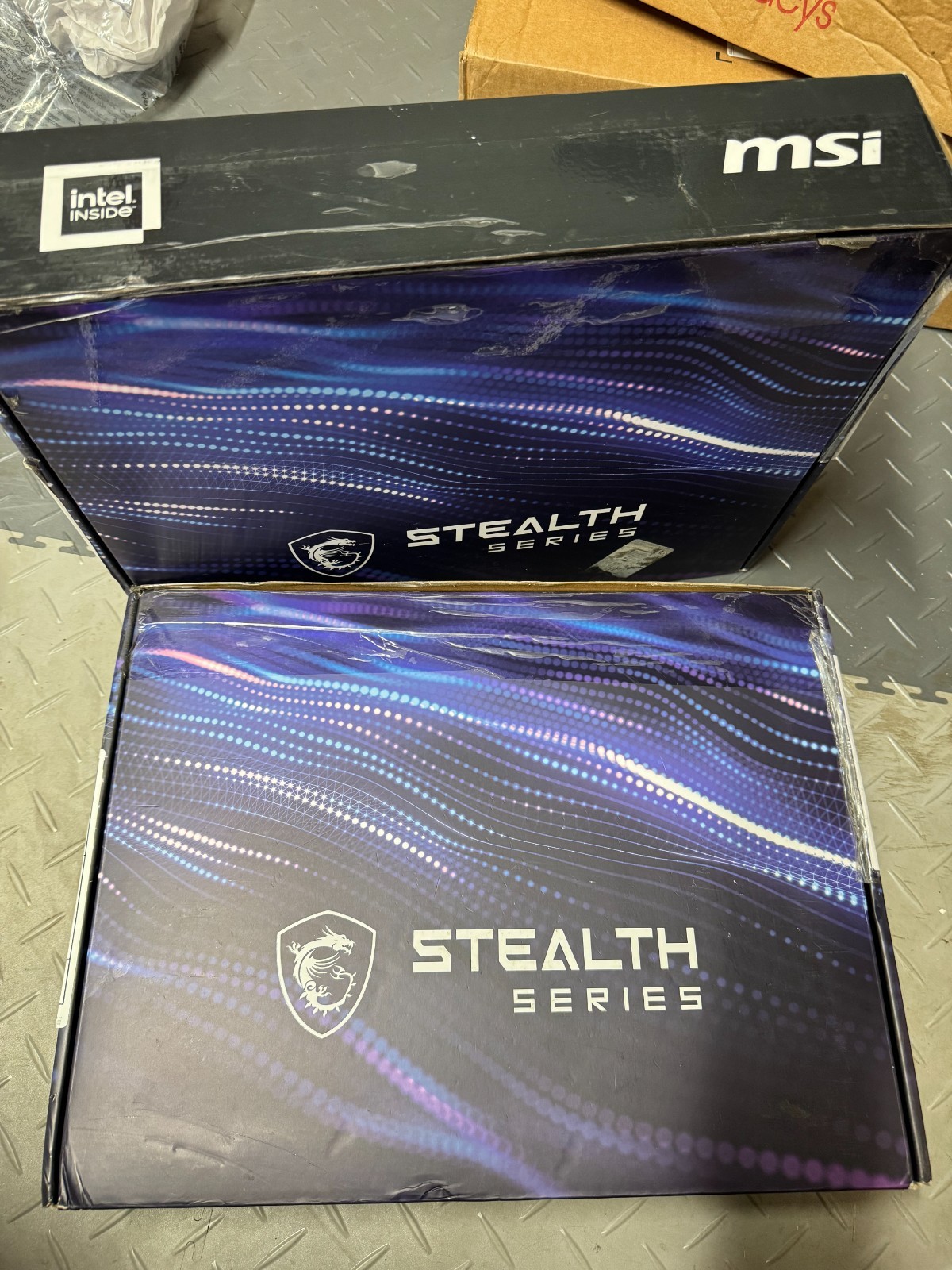 MSI Stealth 18 in GeForce RTX 5090 GPU Core Ultra 9 275HX 64GB RAM 2TB SSD W11