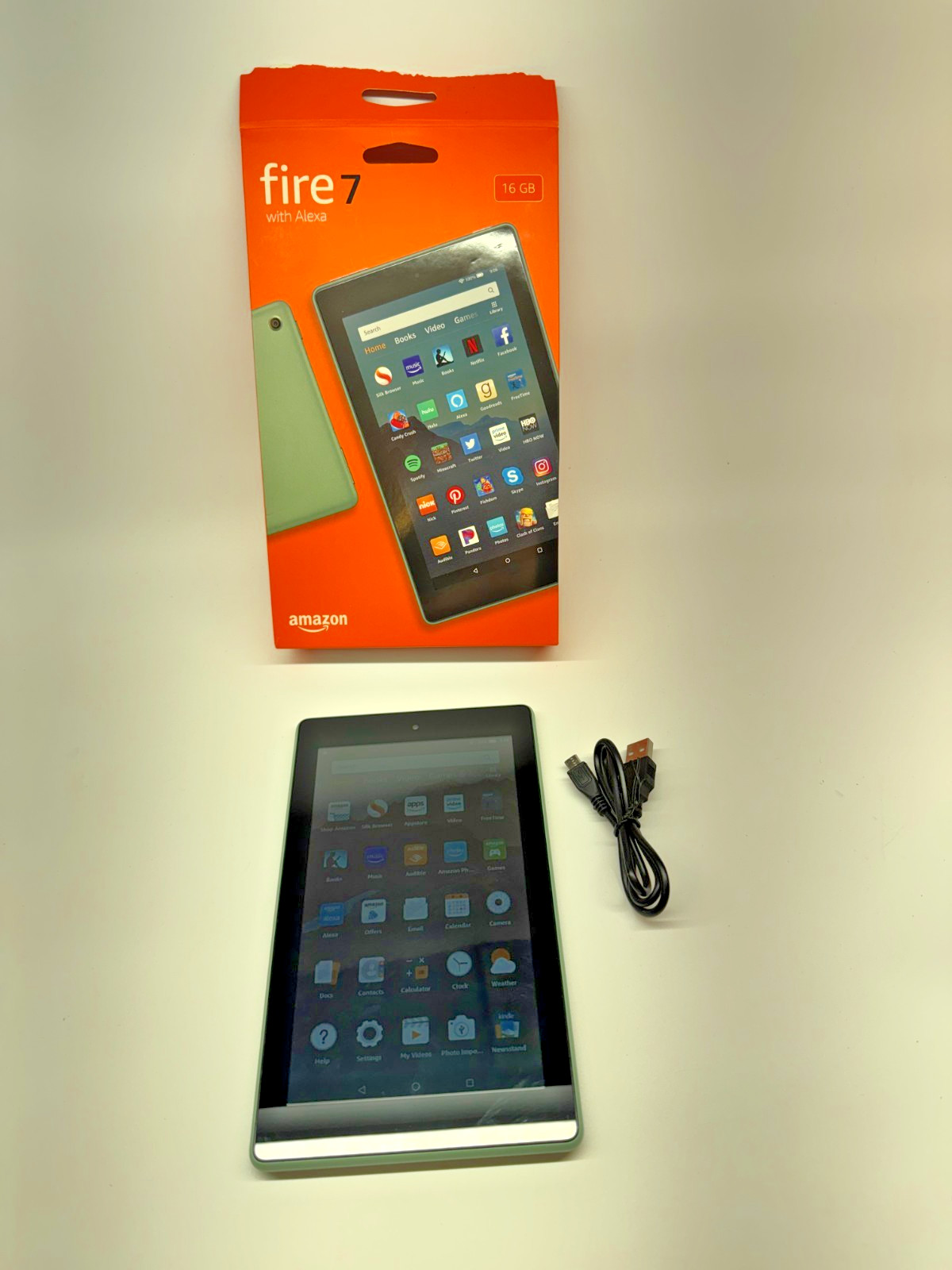 Amazon Fire 7 Tablet With Alexa 7″ Display 16 GB 9th Generation Sage Green WORKS