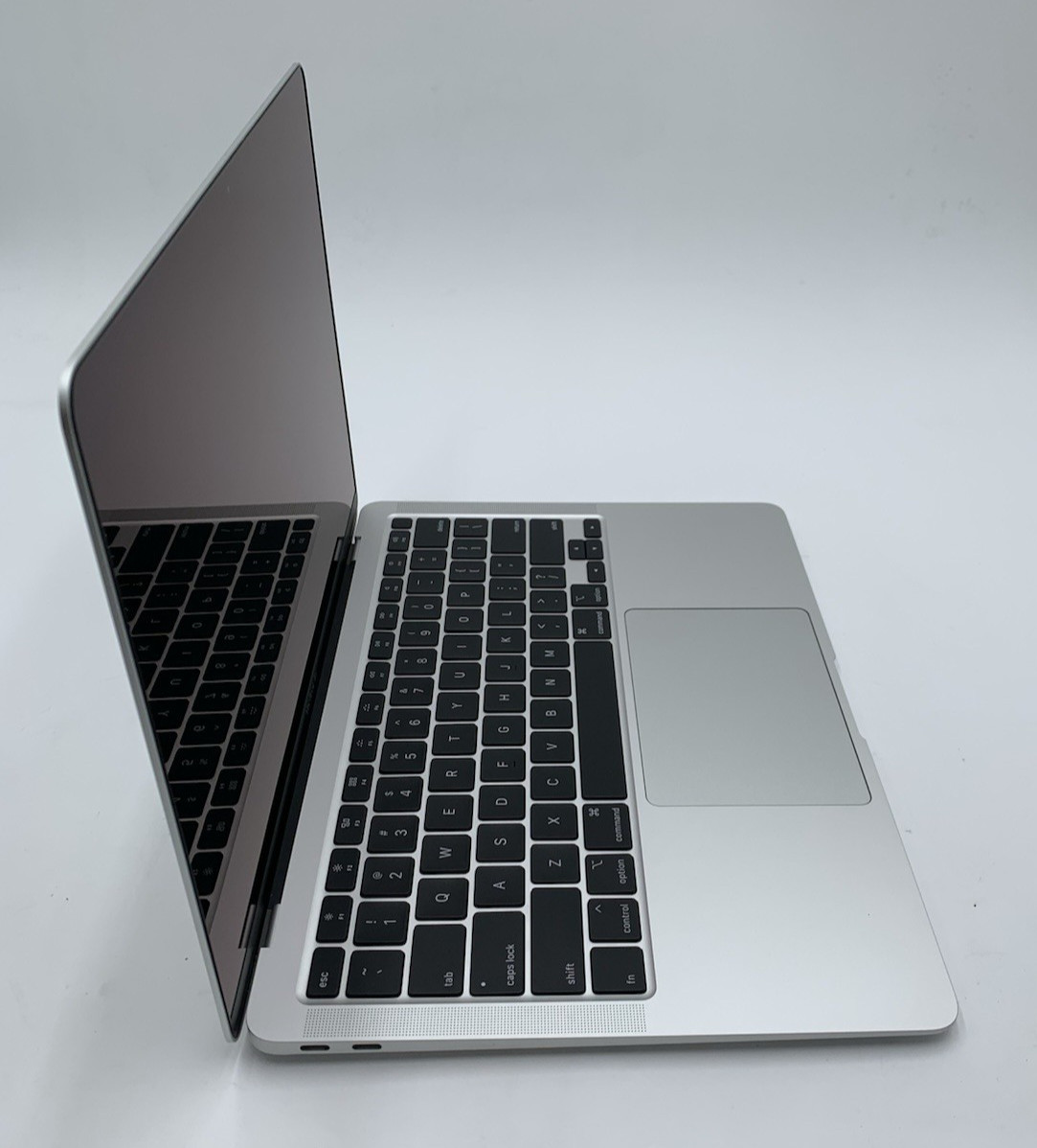 MacBook Air 13″ 2020 A2179 i3-1000NG4 1.1GHz 8GB DDR4 256GB SSD Silver FAIR