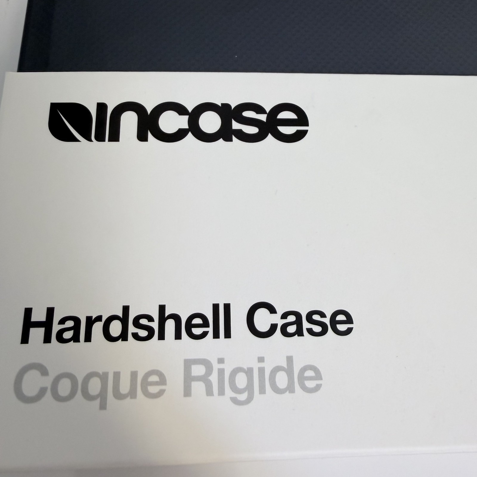 New Incase Hardshell Case for 2020 13″ MacBook Air with Retina Display Black